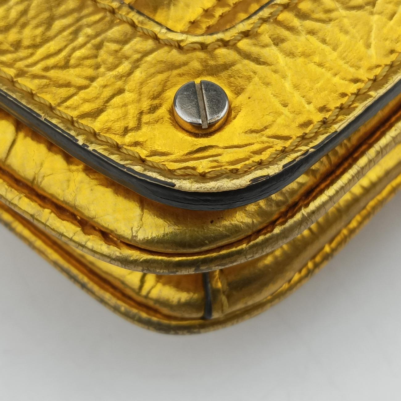 La MedusaGoldenLeatherラ メデューサゴールドレザー