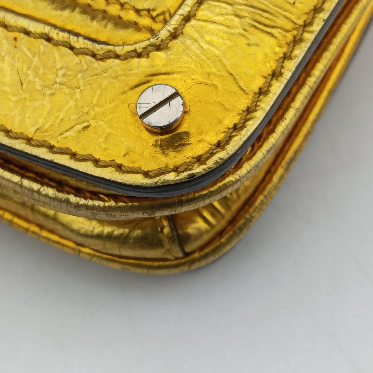 La MedusaGoldenLeatherラ メデューサゴールドレザー