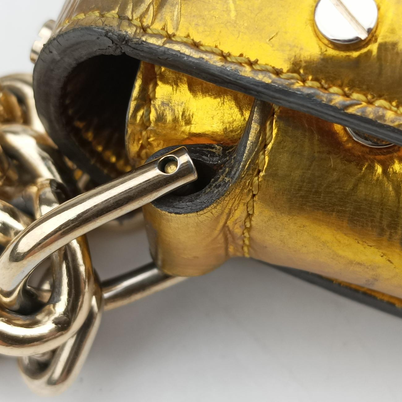 La MedusaGoldenLeatherラ メデューサゴールドレザー