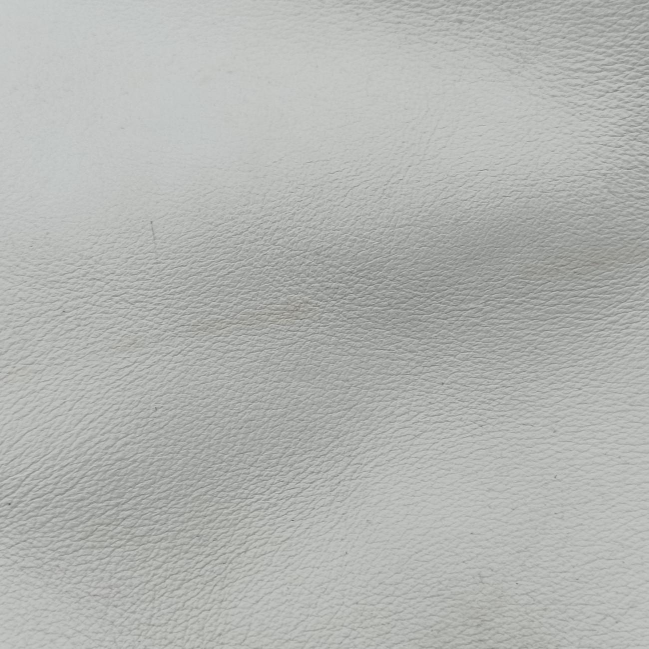 DiorissimoWhiteLeather19-MA-1111ディオリッシモホワイトレザー19-MA-1111