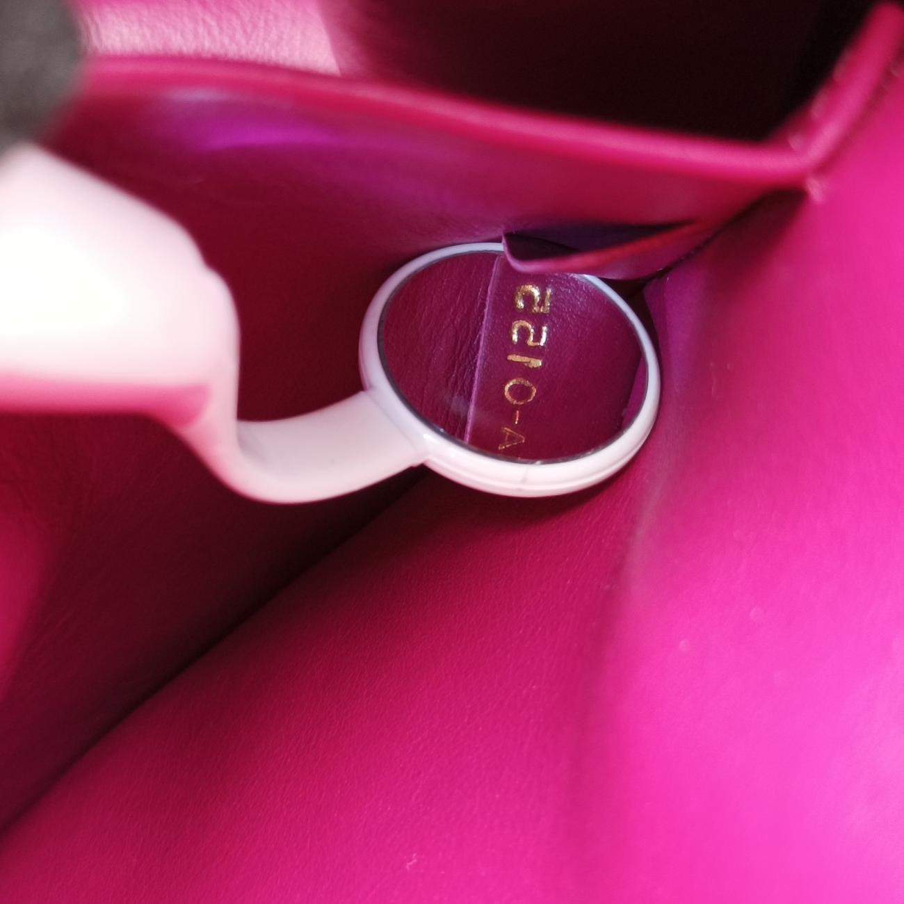 DiorissimoBlackLeather29-MA-0155ディオリッシモブラックレザー29-MA-0155