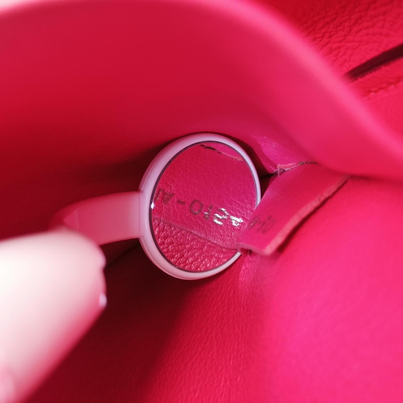 DiorissimoNavyLeather08-MA-0154ディオリッシモネイビーレザー08-MA-0154