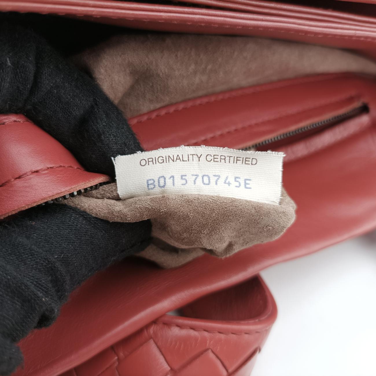 Roma Intrecciato Burgundy lambskin B01570745Eローマ イントレチャート ワインレッド ラムスキン B01570745E