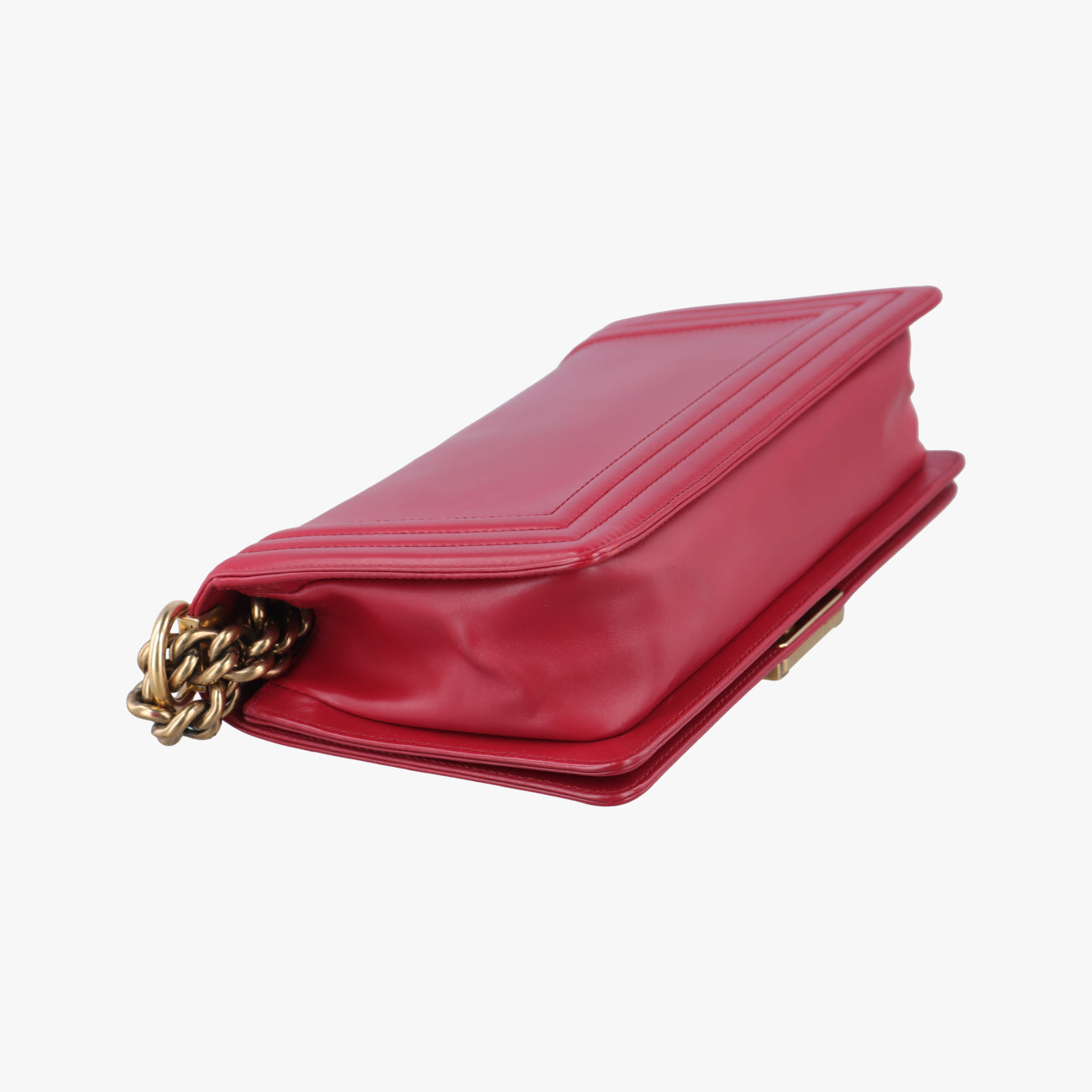 BOY CHANEL Red Leather A66713 15642304ボーイシャネル レッド レザー A66713 15642304