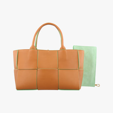 THE ARCO Tote Brown lambskin B10050034Cミディアム ザ アルコ トート ブラウン ラムスキン B10050034C