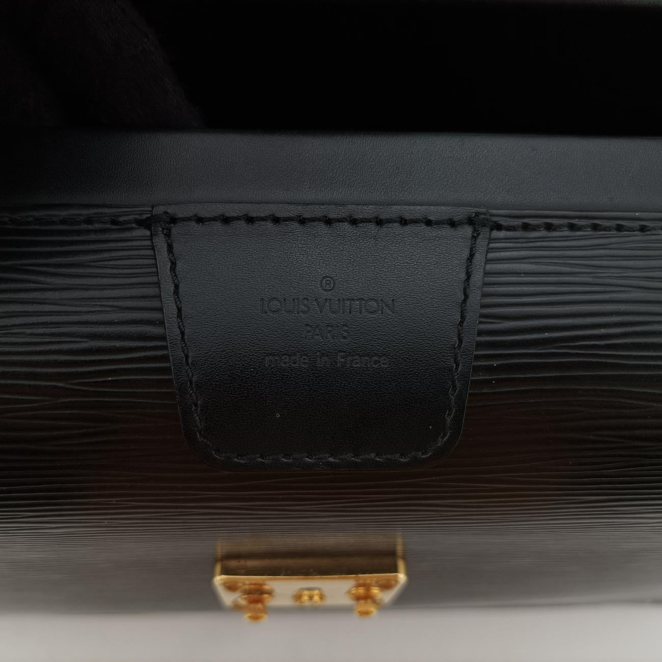 Servite FermoirNoirEpiM54352MI0938セルヴィット フェルモワールノワールエピM54352MI0938