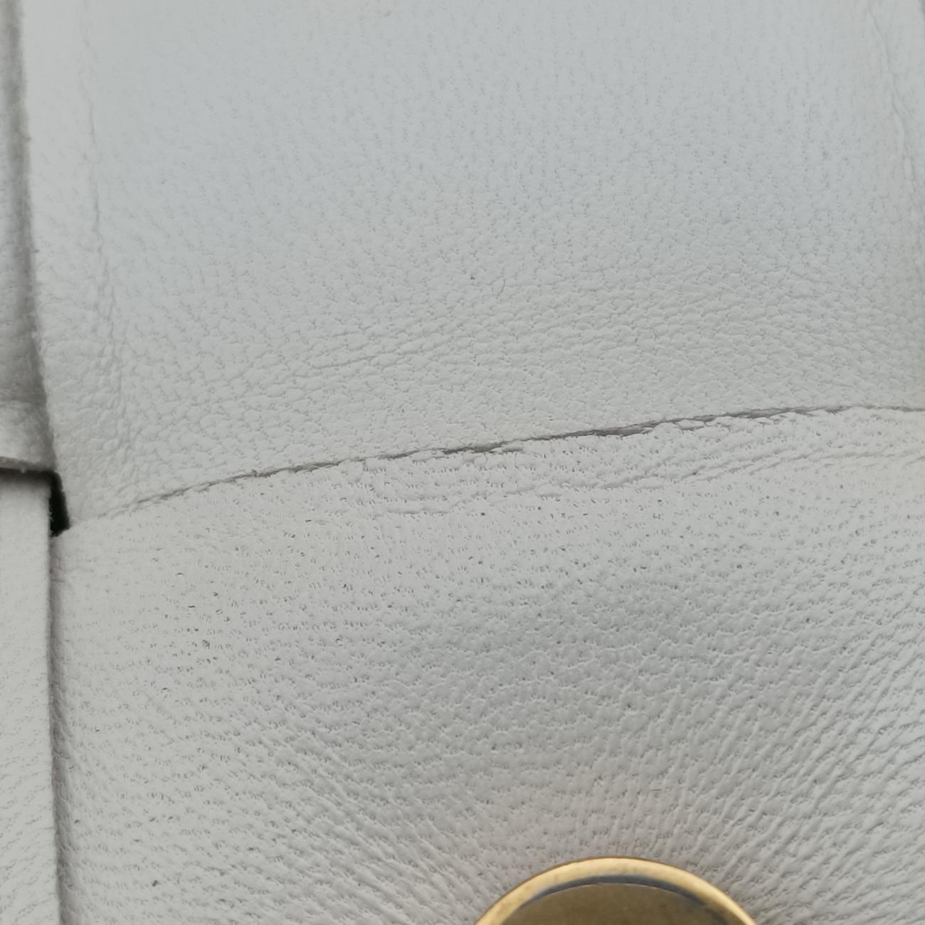 The Chain Cassette White lambskin B09341150Oザ チェーン カセット ホワイト ラムスキン B09341150O