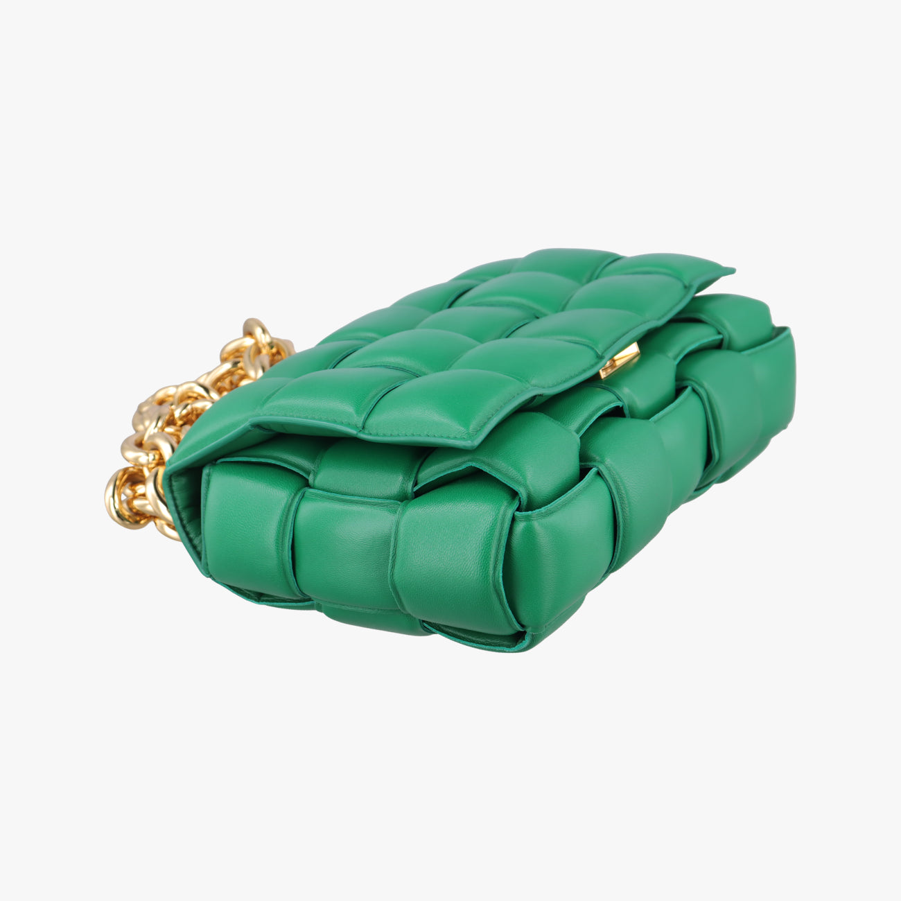 The Chain Cassette Green lambskin B09392158Tザ チェーン カセット グリーン ラムスキン B09392158T