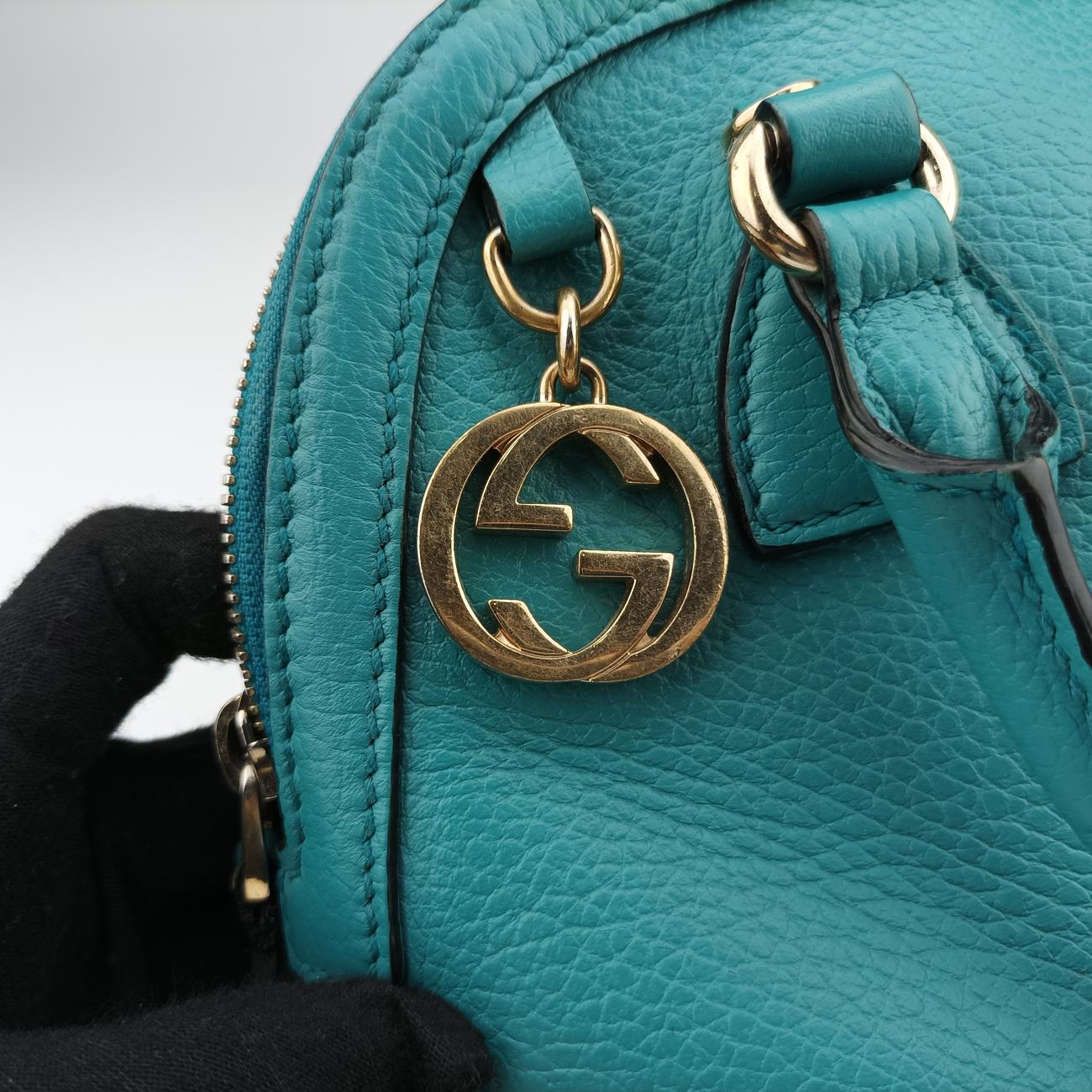 Interlocking G charm Dome Blue Leather 449661 A021395640インターロッキングG チャーム ドーム ブルー レザー 449661 A021395640