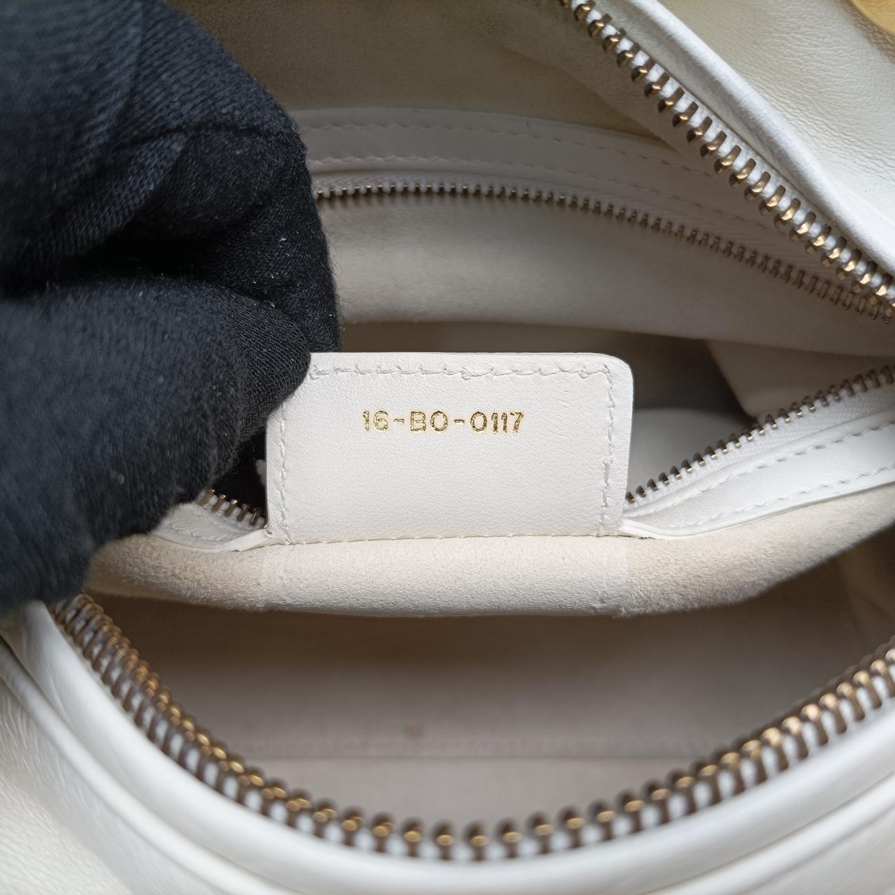 Lady Dior White Leather 16-BO-0117レディディオール ホワイト レザー 16-BO-0117