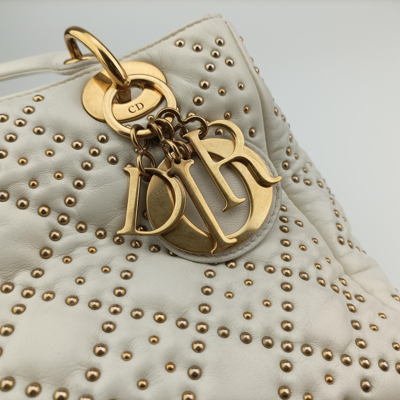 Lady Dior White Leather 16-BO-0117レディディオール ホワイト レザー 16-BO-0117