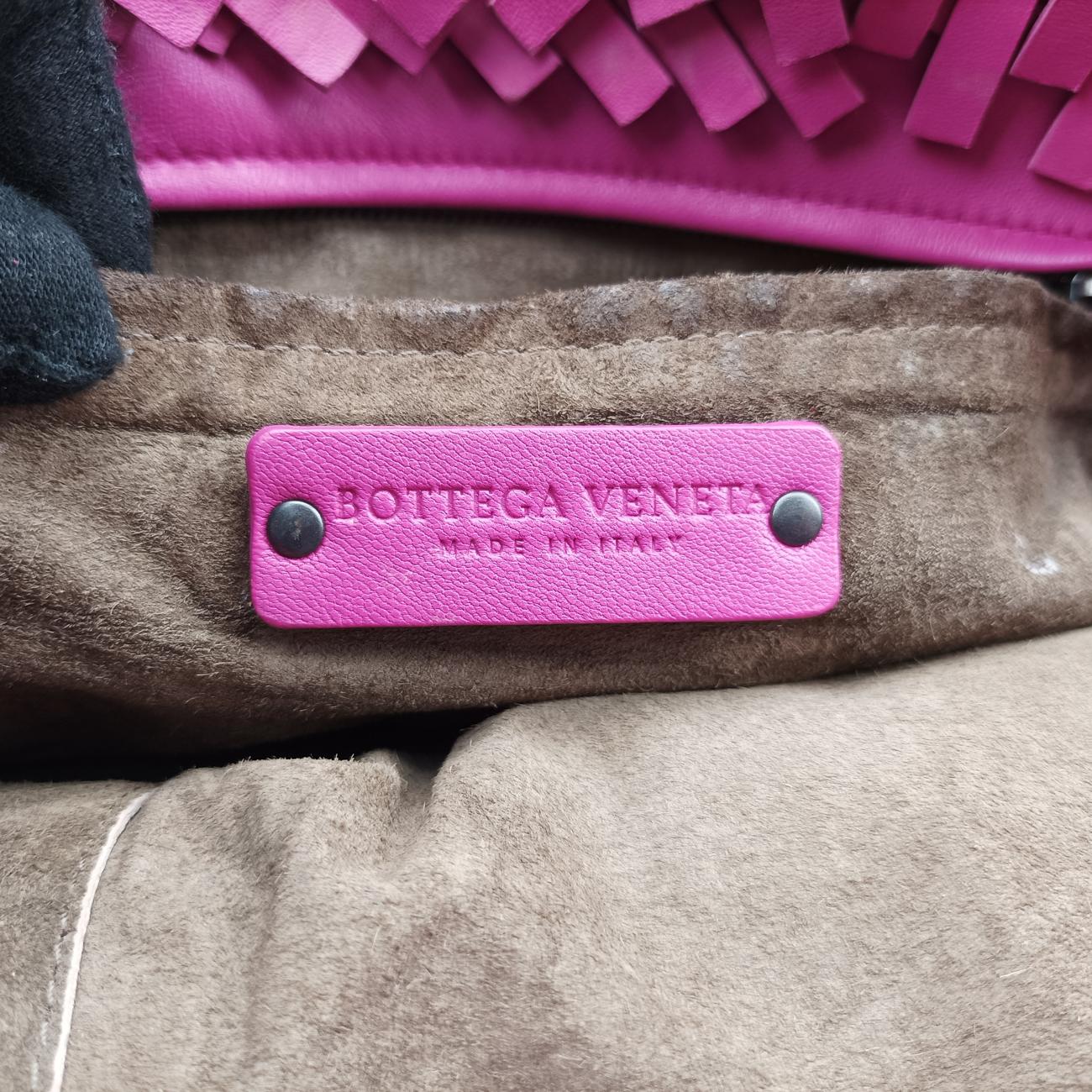 Intrecciato Rose Red lambskin 278480 VT690 6202 EPEV 2011 3790 Aイントレチャート ローズ レッド ラムスキン 278480 VT690 6202 EPEV 2011 3790 A