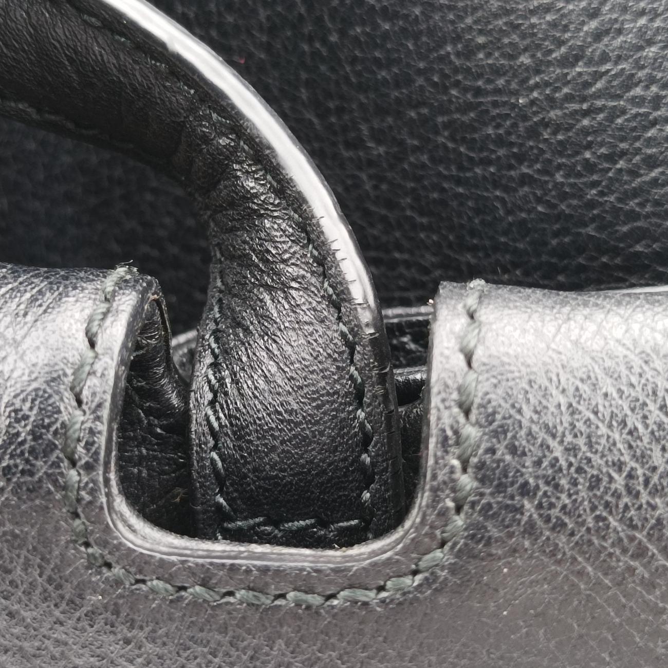 Crystal Butterfly Linea Totem Black x Green x Red x Multicolor Leather G023685353クリスタルバタフライリネアトーテム ブラック×グリーン×レッド×マルチカラー レザー 505342 G023685353