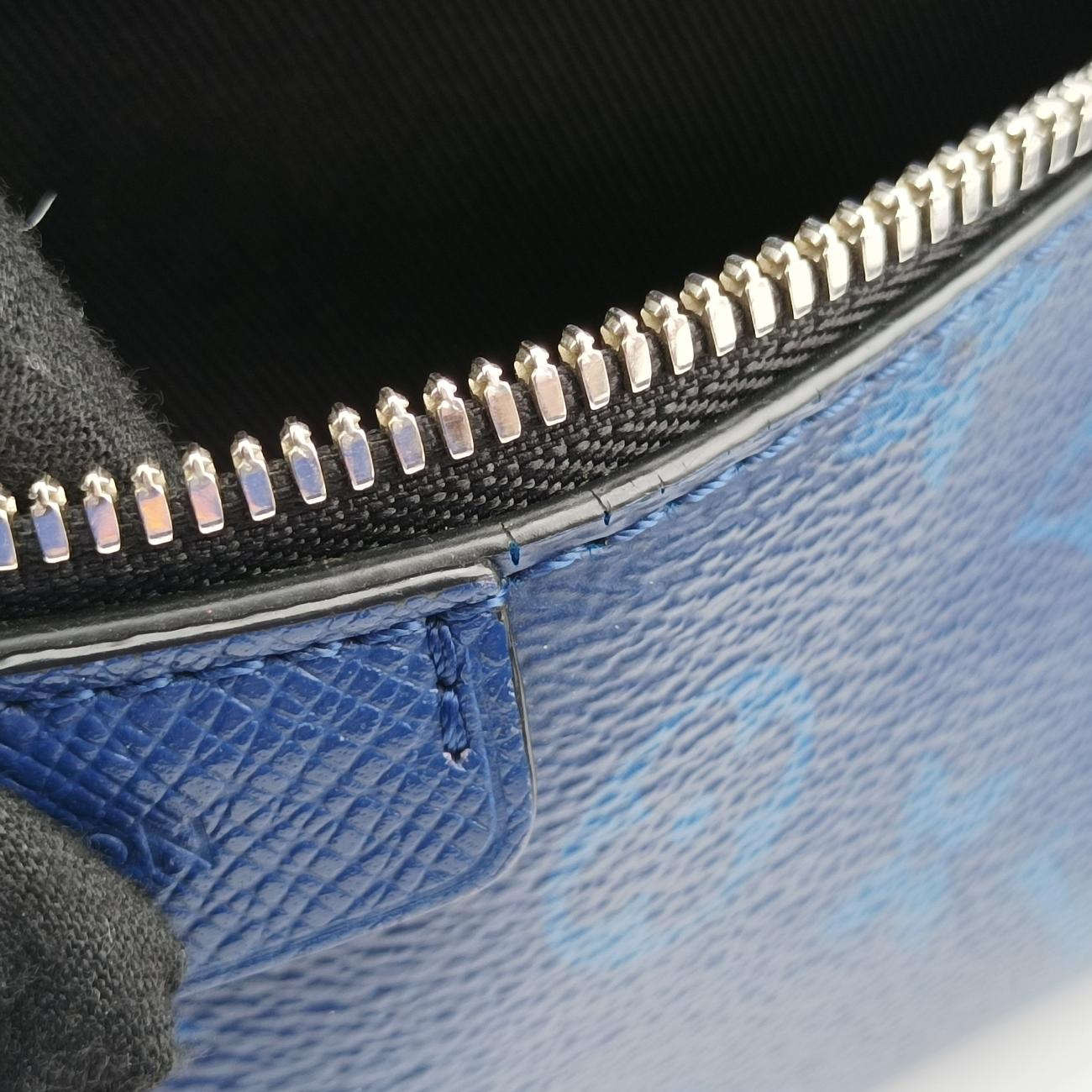 Outdoor Messenger PM cobalt Taiga Leather x Monogram Canvas M30242 FO3179アウトドアメッセンジャーPM コバルト タイガ レザー×モノグラム キャンバス M30242 FO3179