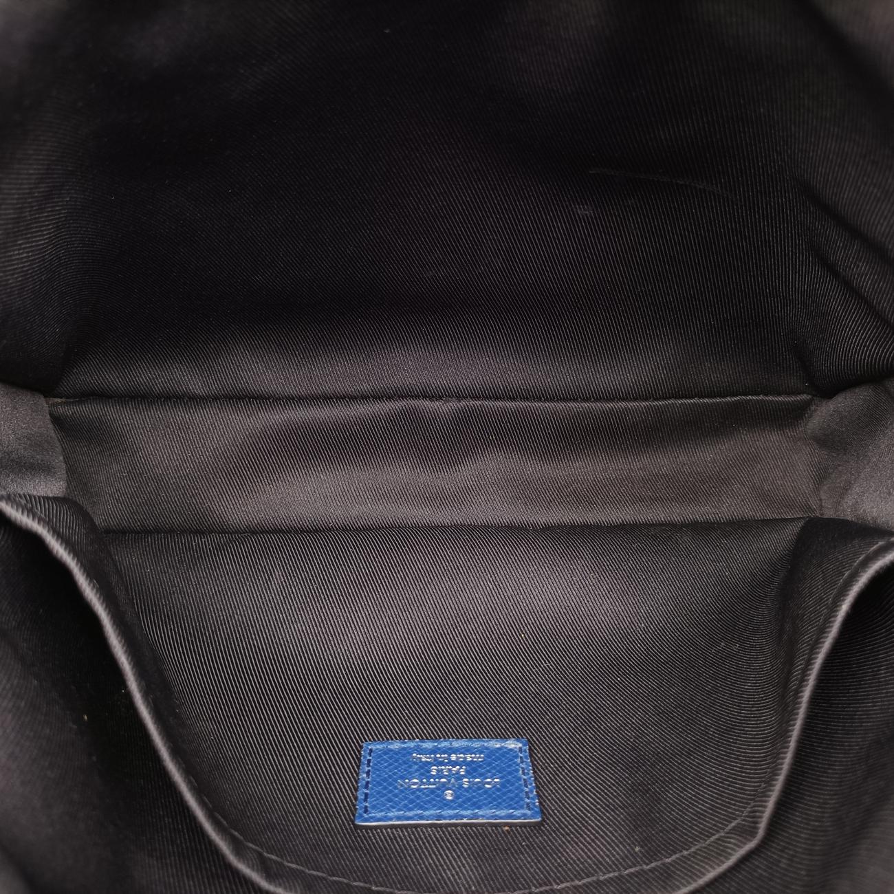 Outdoor Messenger PM cobalt Taiga Leather x Monogram Canvas M30242 FO3179アウトドアメッセンジャーPM コバルト タイガ レザー×モノグラム キャンバス M30242 FO3179