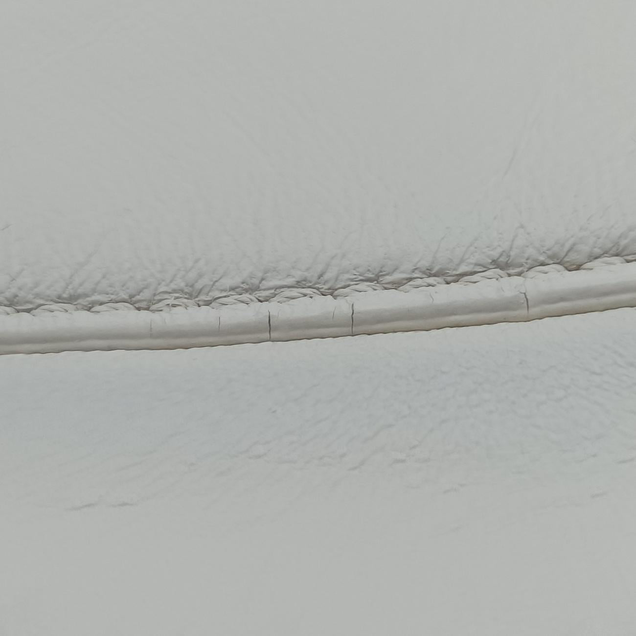 Studded Crystal Chain White Leather スタッズクリスタルチェーン ホワイト レザー 