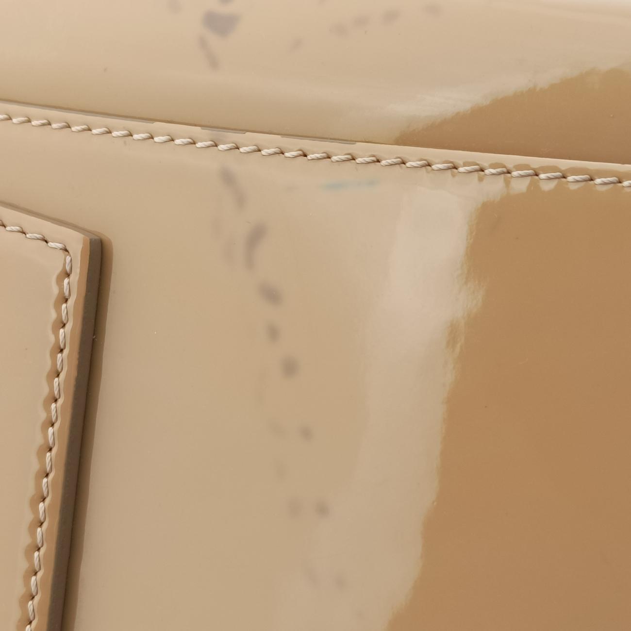 AntigonaBeigePatent3C0184アンティゴナベージュパテント3C0184