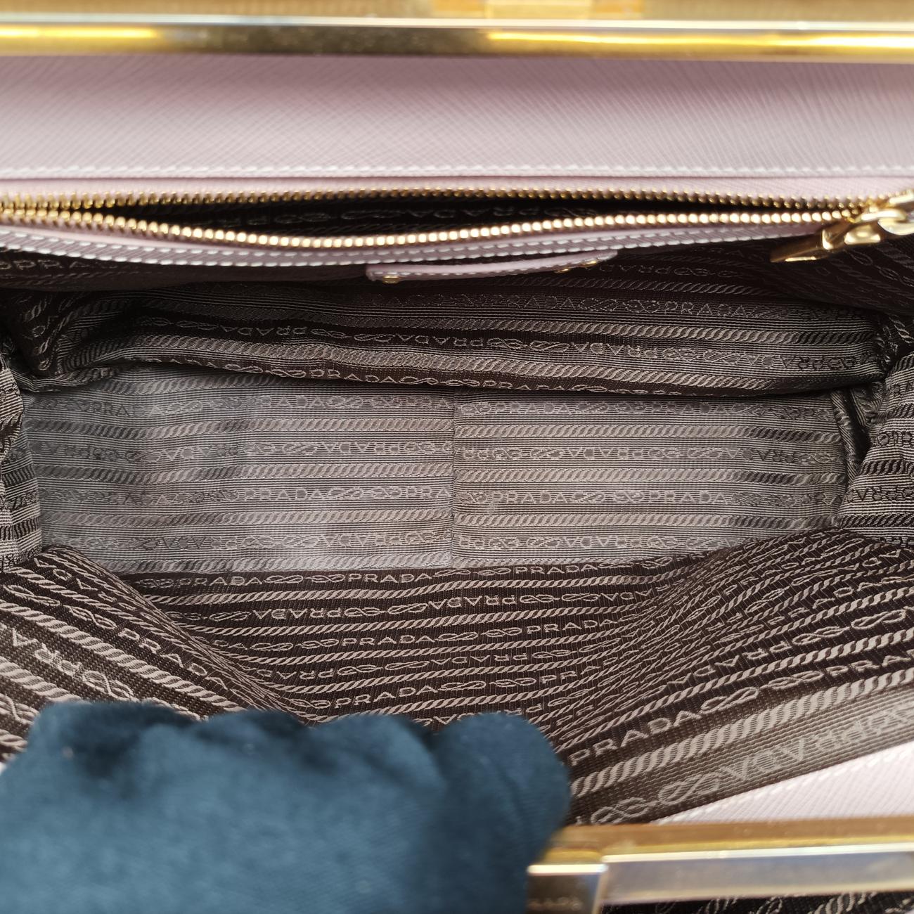 Lux Frame Top Pink SAFFIANO Leather 7/9Lux Leather Frame Top ピンク サフィアーノレザー 7/9