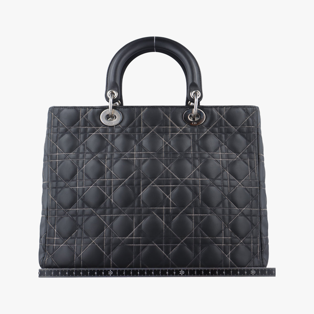 Lady Dior Grey lambskin 01-MA-0111レディディオール グレー ラムスキン 01-MA-0111