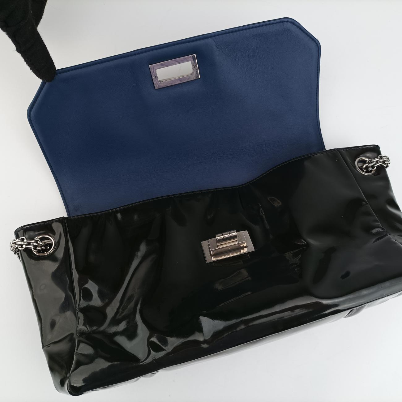 Chain Flap black Patent A46823 12688238チェーンフラップ ブラック パテント A46823 12688238