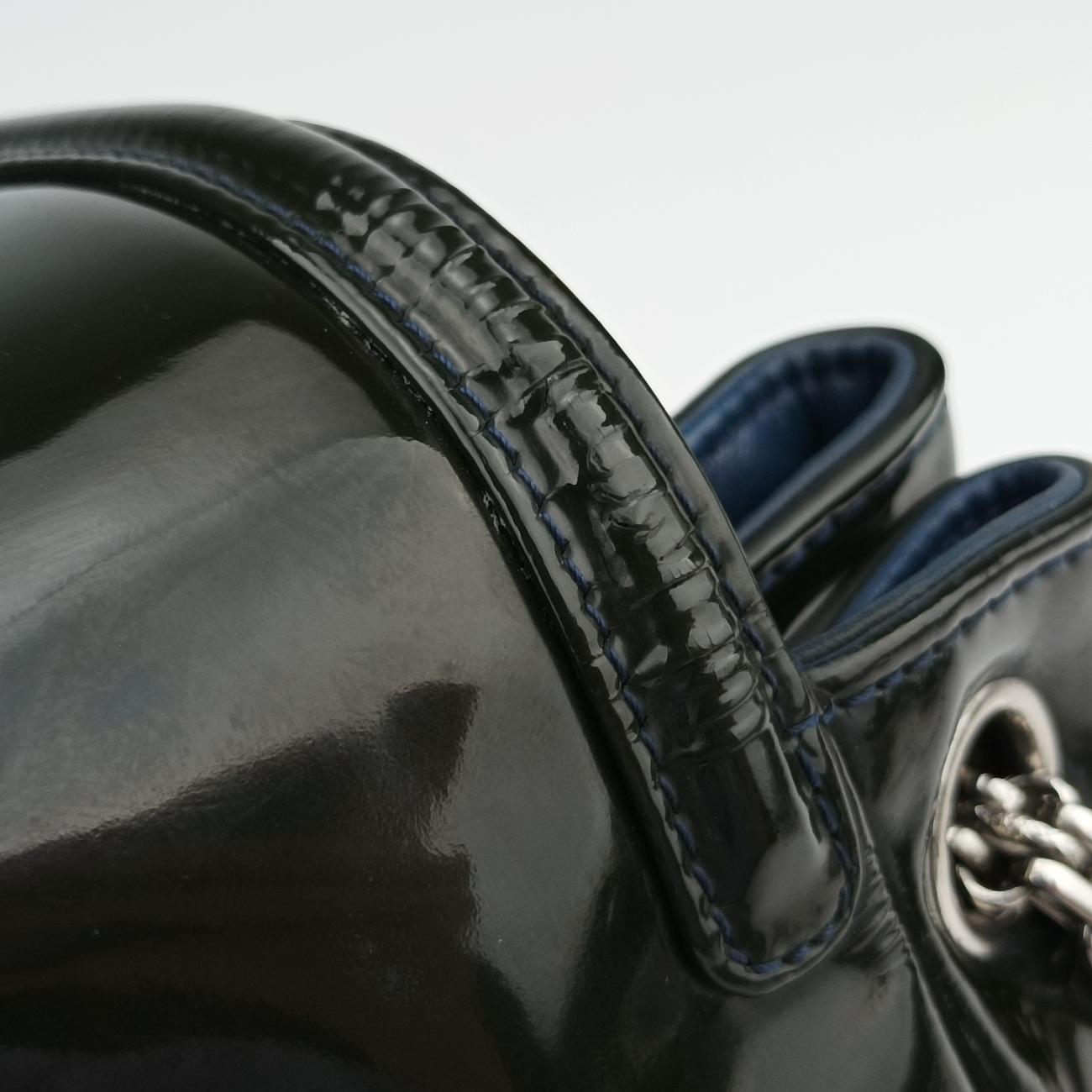 Chain Flap black Patent A46823 12688238チェーンフラップ ブラック パテント A46823 12688238