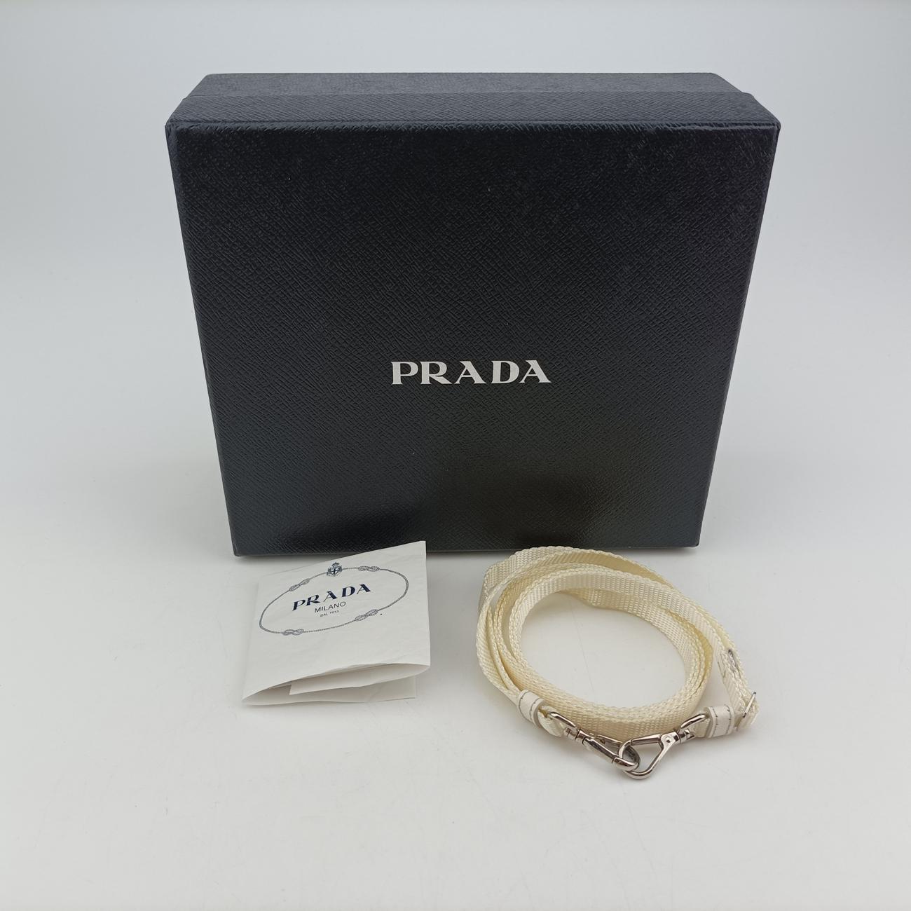 Re-Edition Nylon Mini white nylon 1TT122 42リエディションナイロンミニ ホワイト ナイロン 1TT122 42