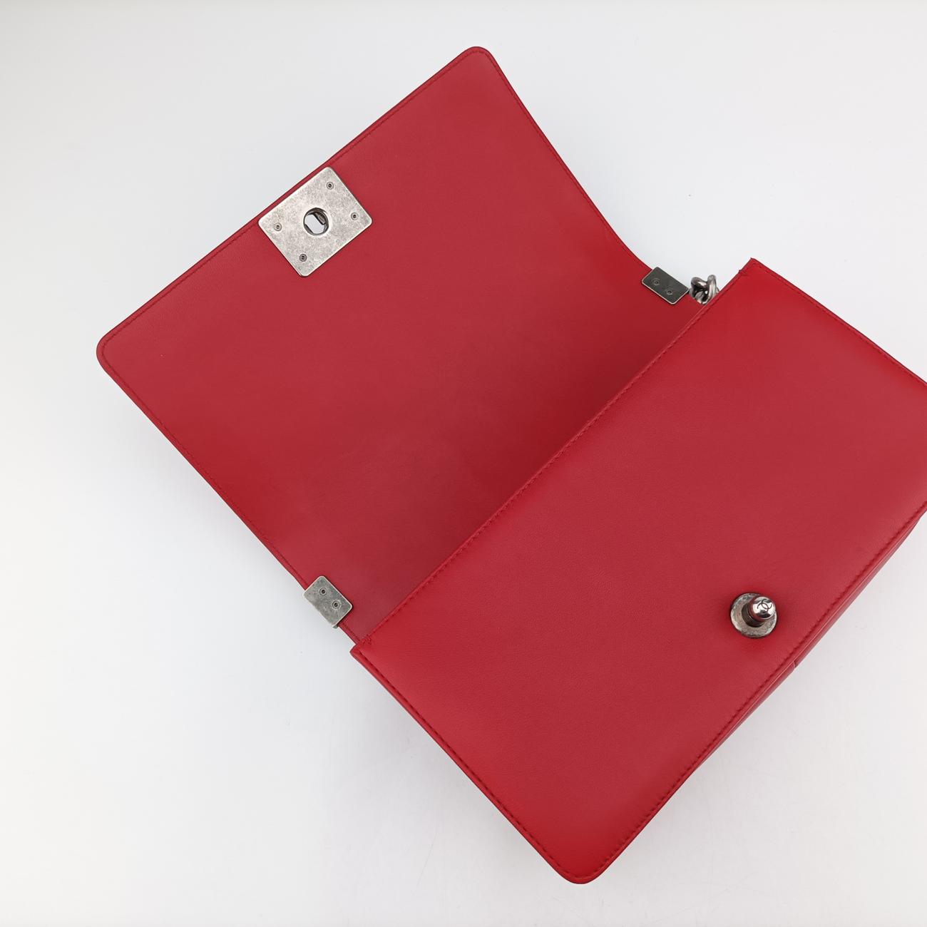 BOY CHANEL Red lambskin A66094 17592011ボーイシャネル レッド ラムスキン A66094 17592011