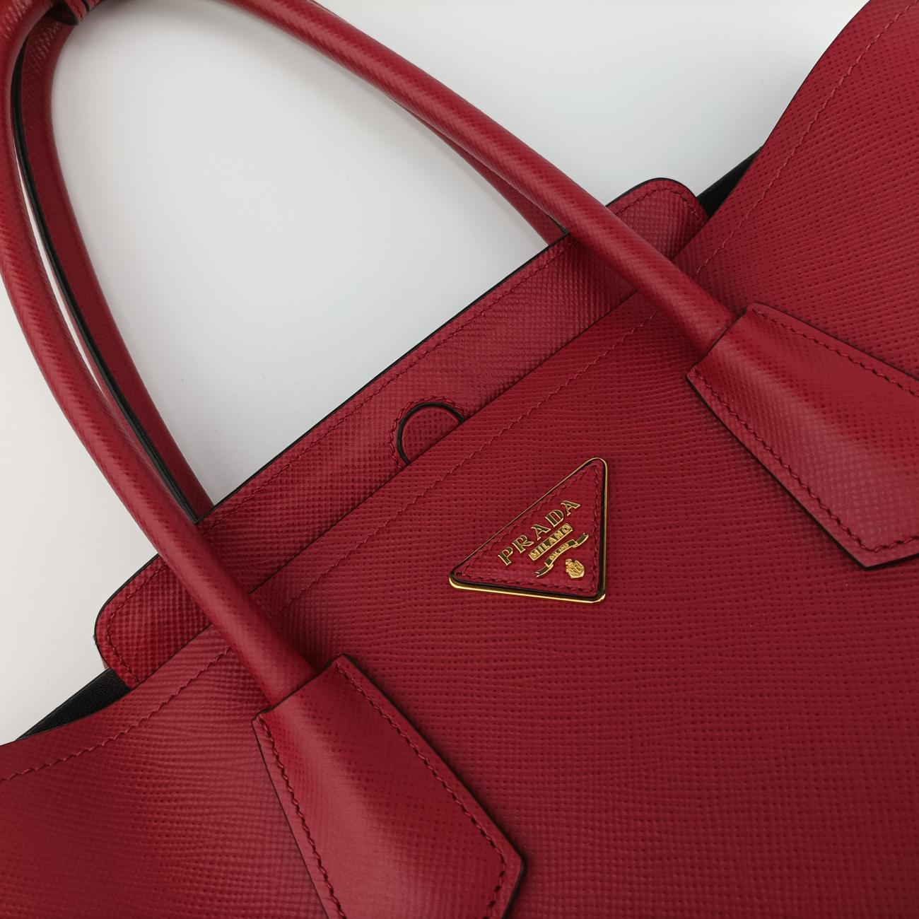 Double Cuir Red SAFFIANO Leather B2756T ダブル キュイール レッド サフィアーノレザー B2756T 