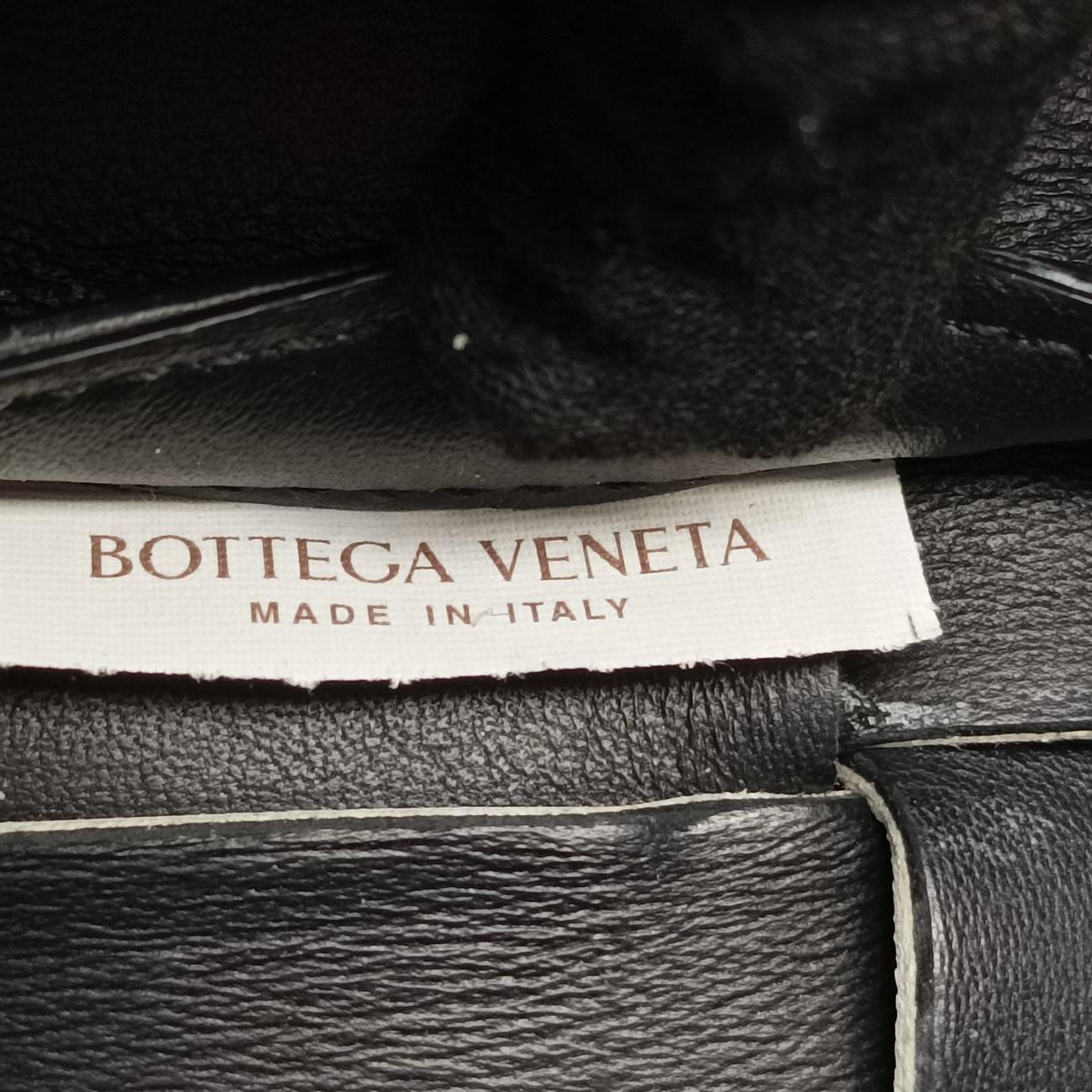 The Arcotote White lambskin B09591075Rザ アルコトート ホワイト ラムスキン B09591075R