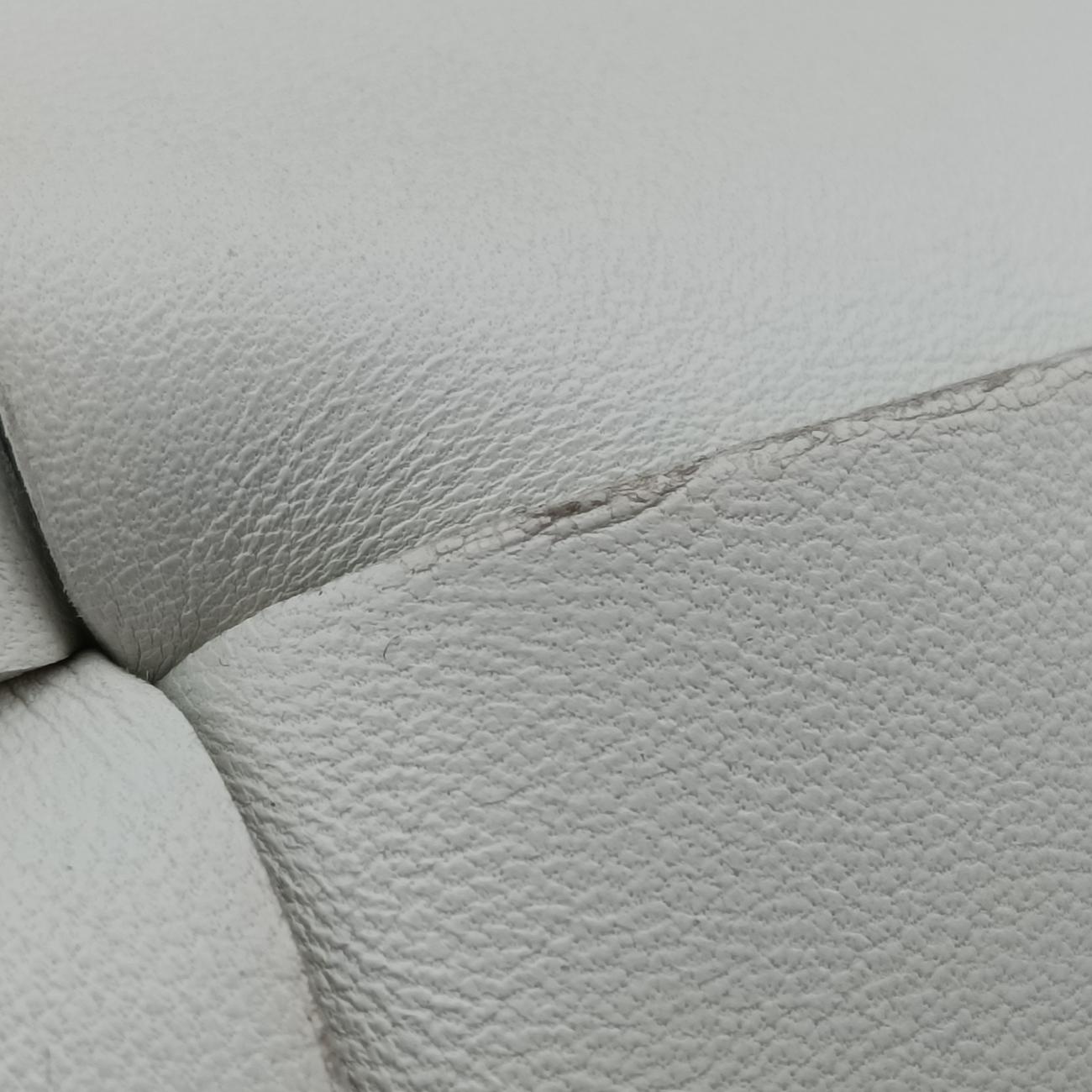 The Arcotote White lambskin B09591075Rザ アルコトート ホワイト ラムスキン B09591075R