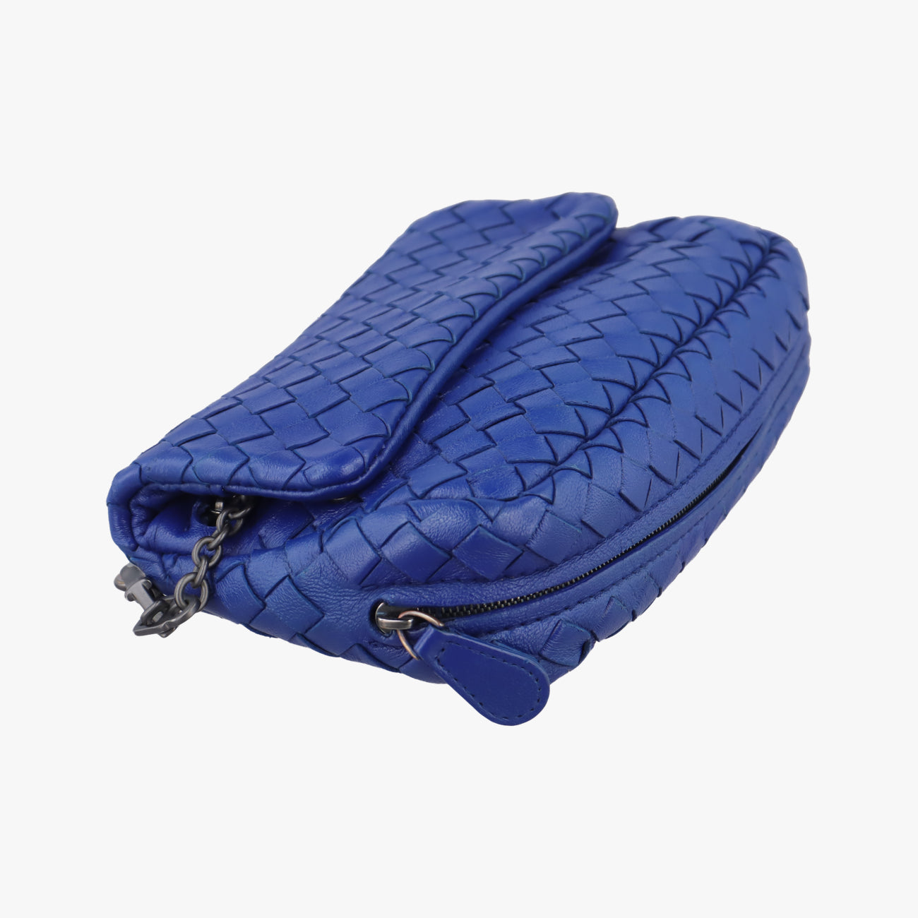 Intrecciato Blue lambskin B06894637Fイントレチャート ブルー ラムスキン B06894637F