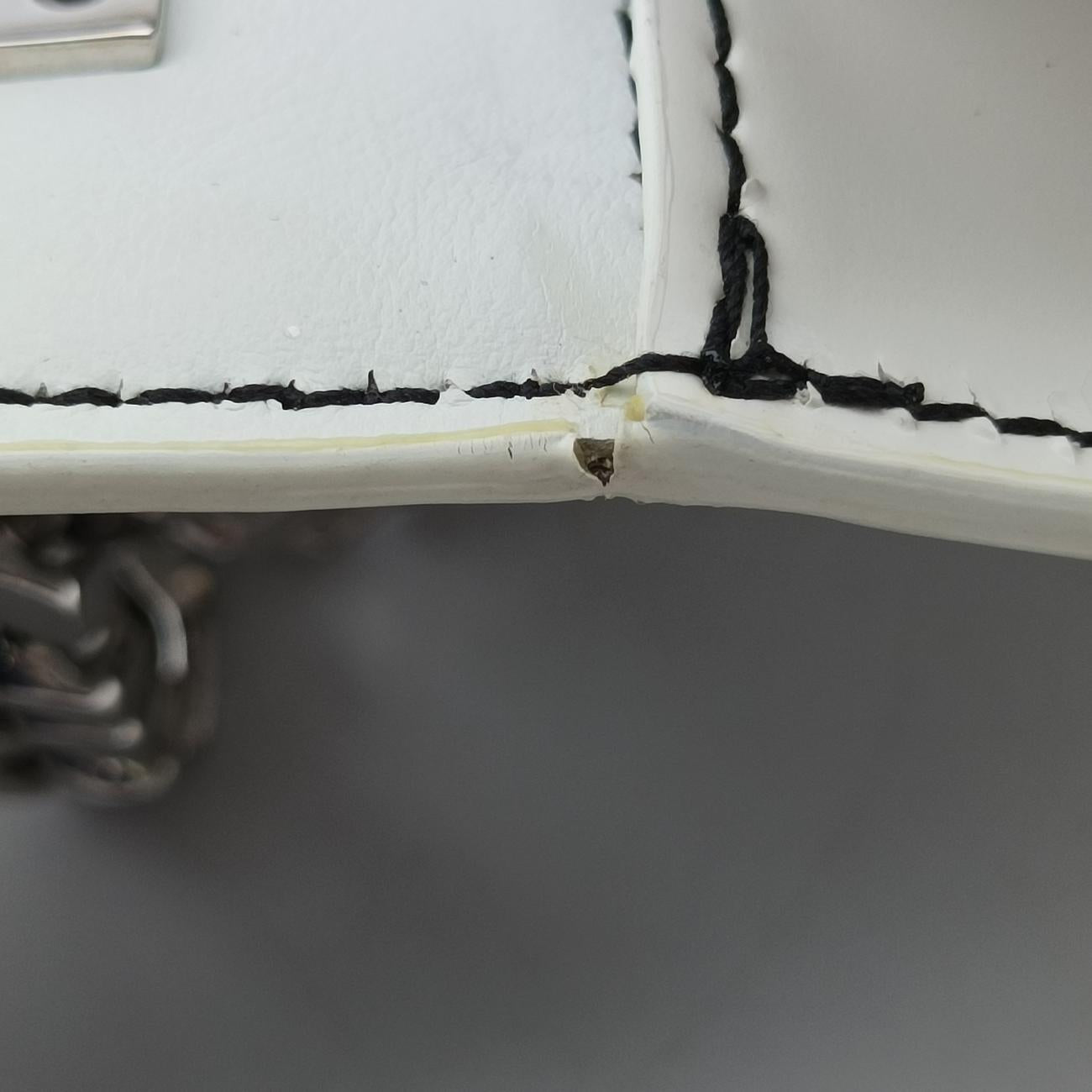 TB Logo White leather BMPPAN1301TBロゴ ホワイト レザー BMPPAN1301