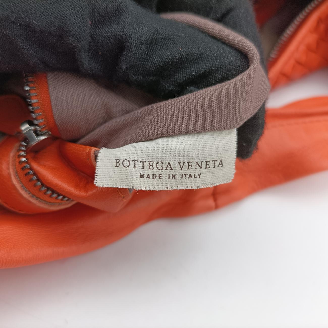 Intrecciato Orange lambskin 232500 V0016 7561 EPEV 2011 565 Aイントレチャート オレンジ ラムスキン 232500 V0016 7561 EPEV 2011 565 A