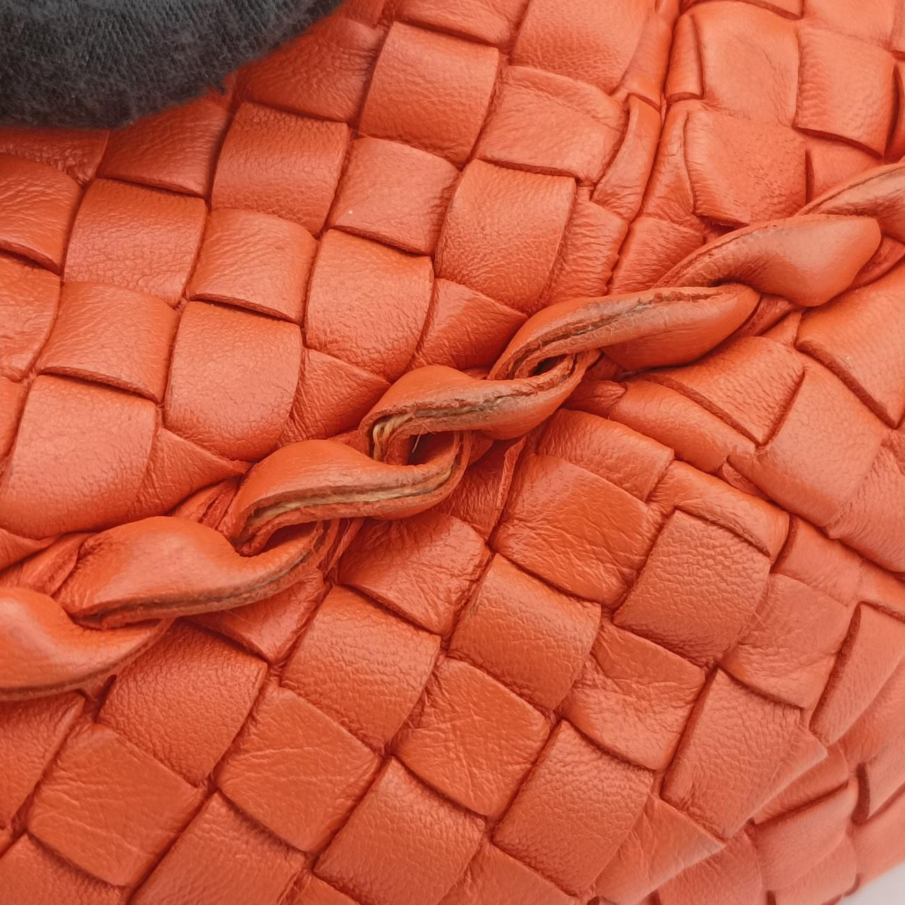 Intrecciato Orange lambskin 232500 V0016 7561 EPEV 2011 565 Aイントレチャート オレンジ ラムスキン 232500 V0016 7561 EPEV 2011 565 A