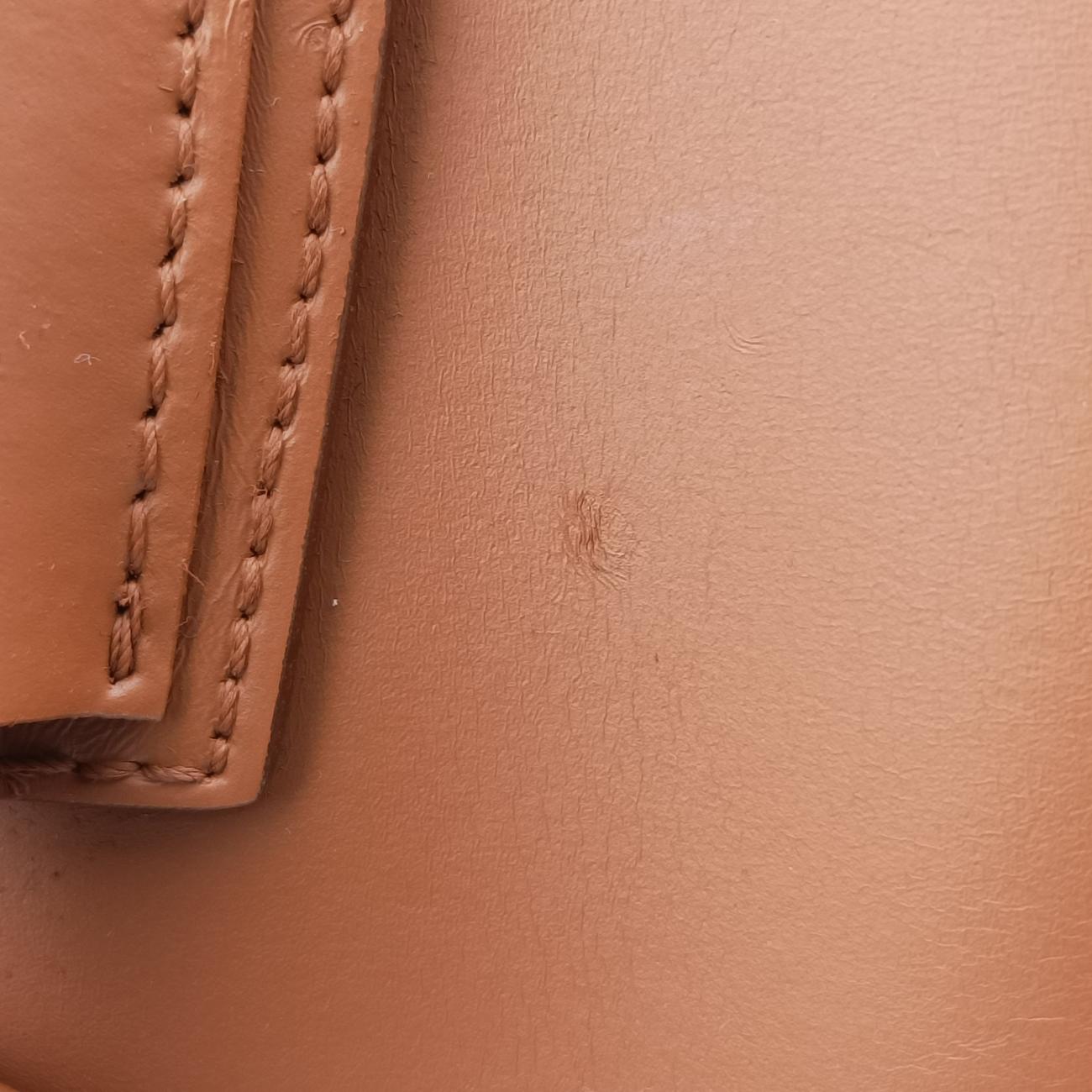 Antigona Beige Leather 3C1101アンティゴナ ベージュ レザー 3C1101