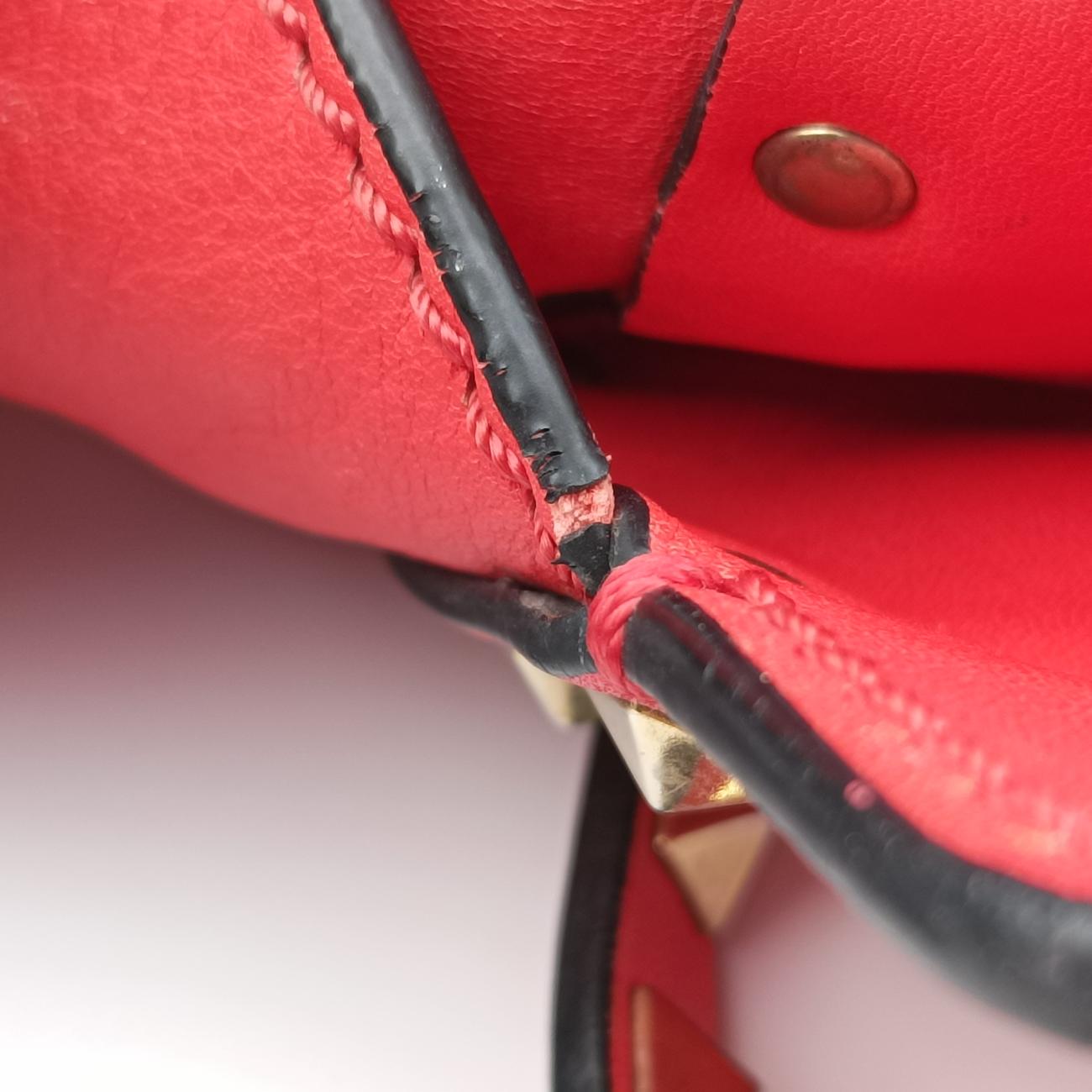 Rockstud Red Leather BL-H037BOL1ロックスタッズ レッド レザー BL-H037BOL1