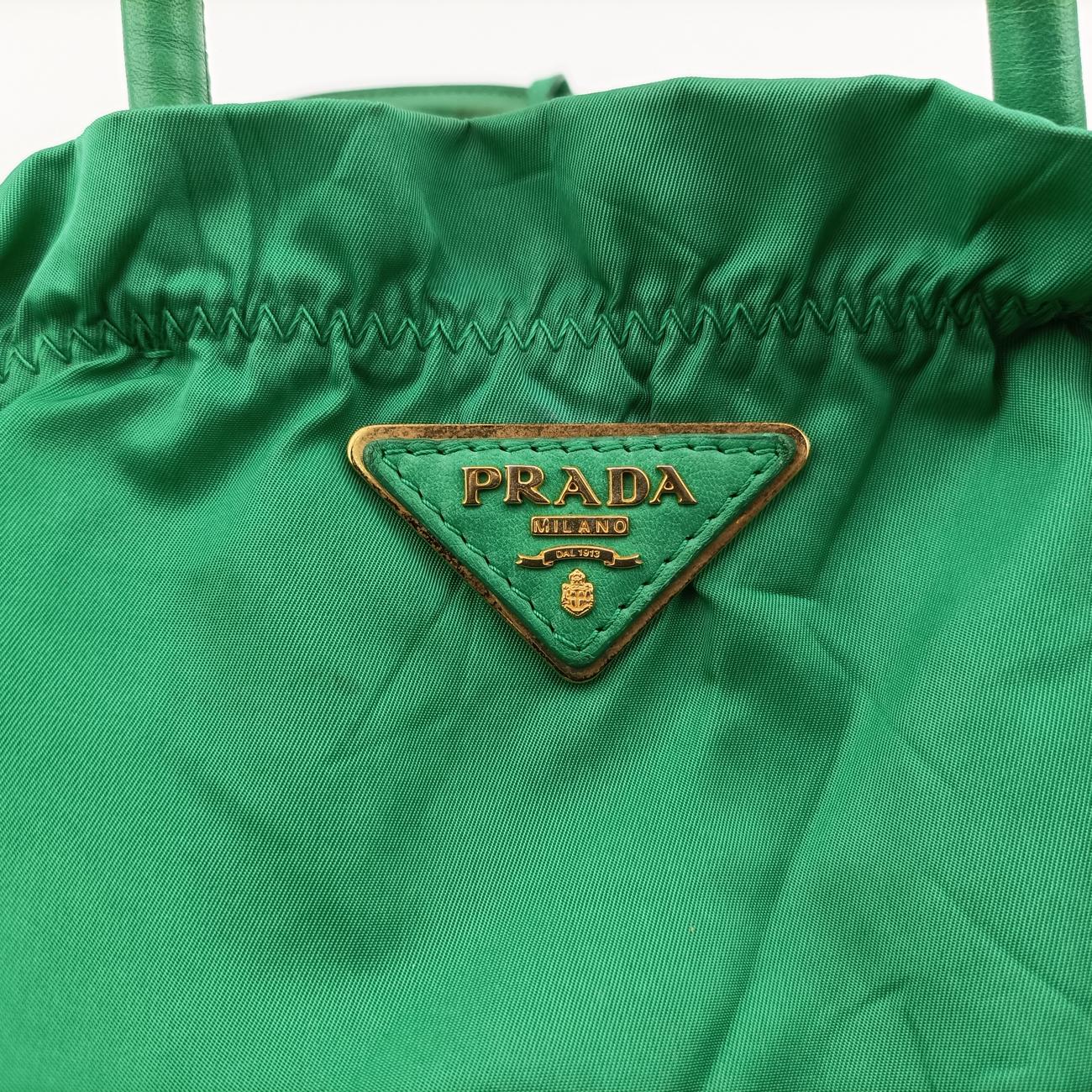 Triangular logo plate Green nylon 14三角ロゴプレート　 グリーン ナイロン 14