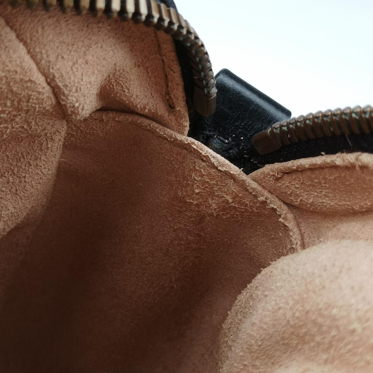 GG Marmont Black Leather 550154 F027920021GGマーモント ブラック レザー 550154 F027920021