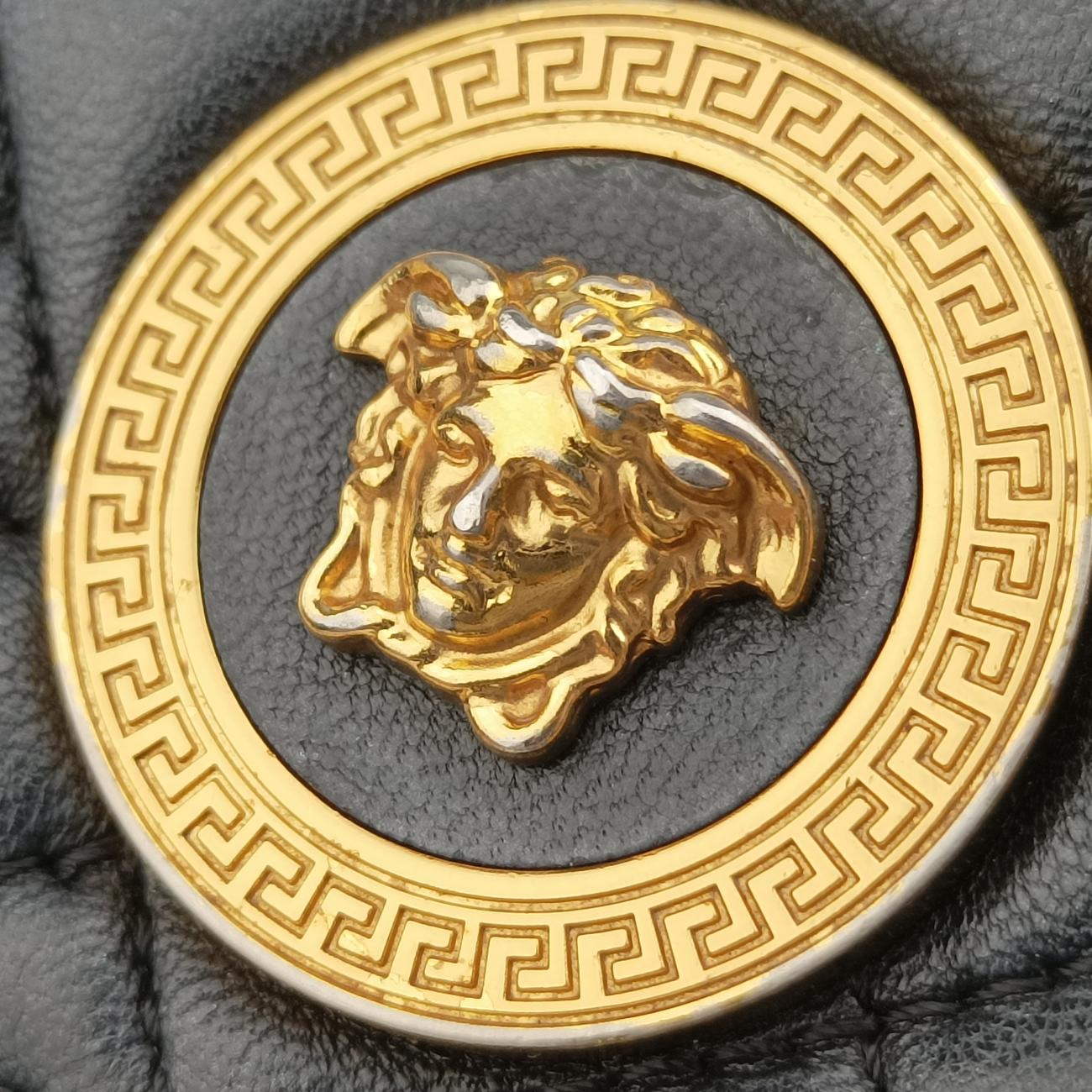 Devotion Black Leather ディヴォ―ション ブラック レザー 