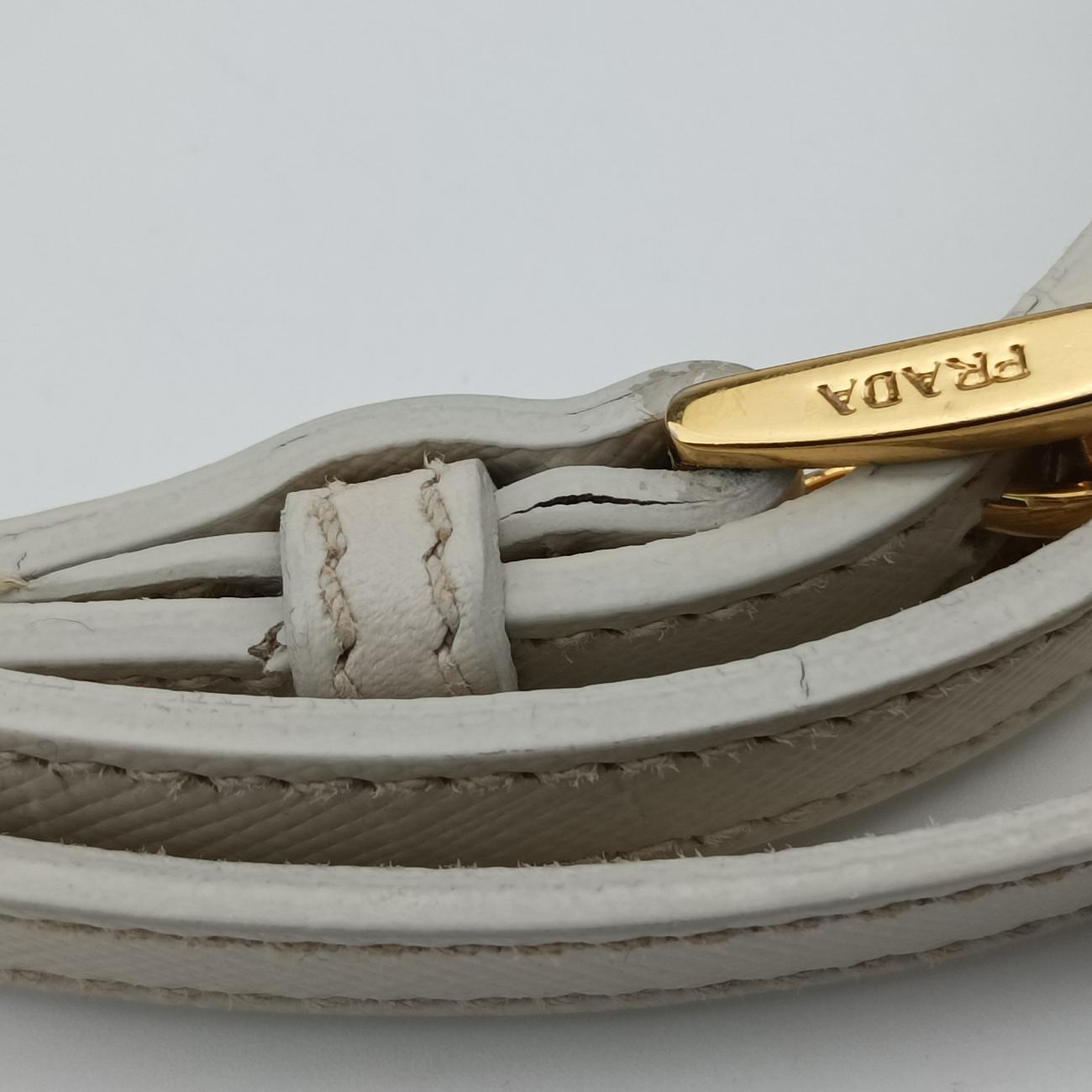 Large Promenade Satchel White SAFFIANO Leather BL0837 25ラージ プロムナード サッチェル ホワイト サフィアーノレザー BL0837 25