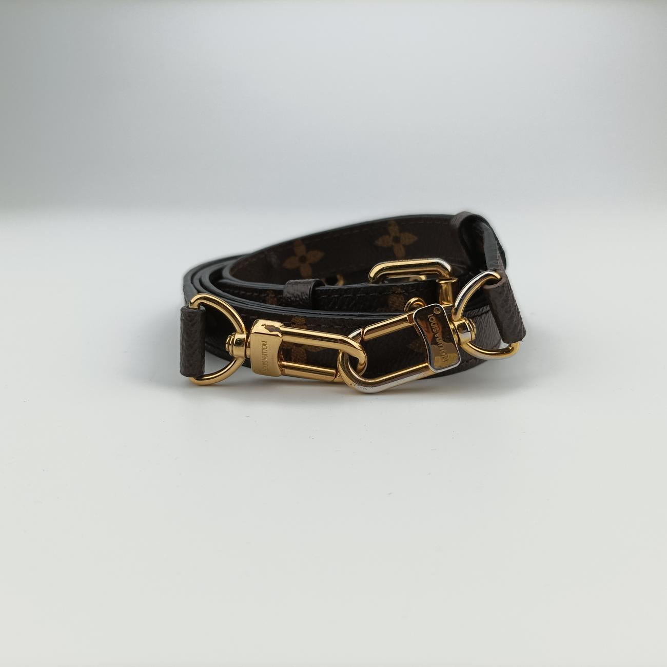 Pochette MéTIS MM Brown×multi Monogram Patches M43991 DR3188ポシェット メティス モノグラム/ブラウン系×マルチ モノグラムパッチーズ M43991 DR3188