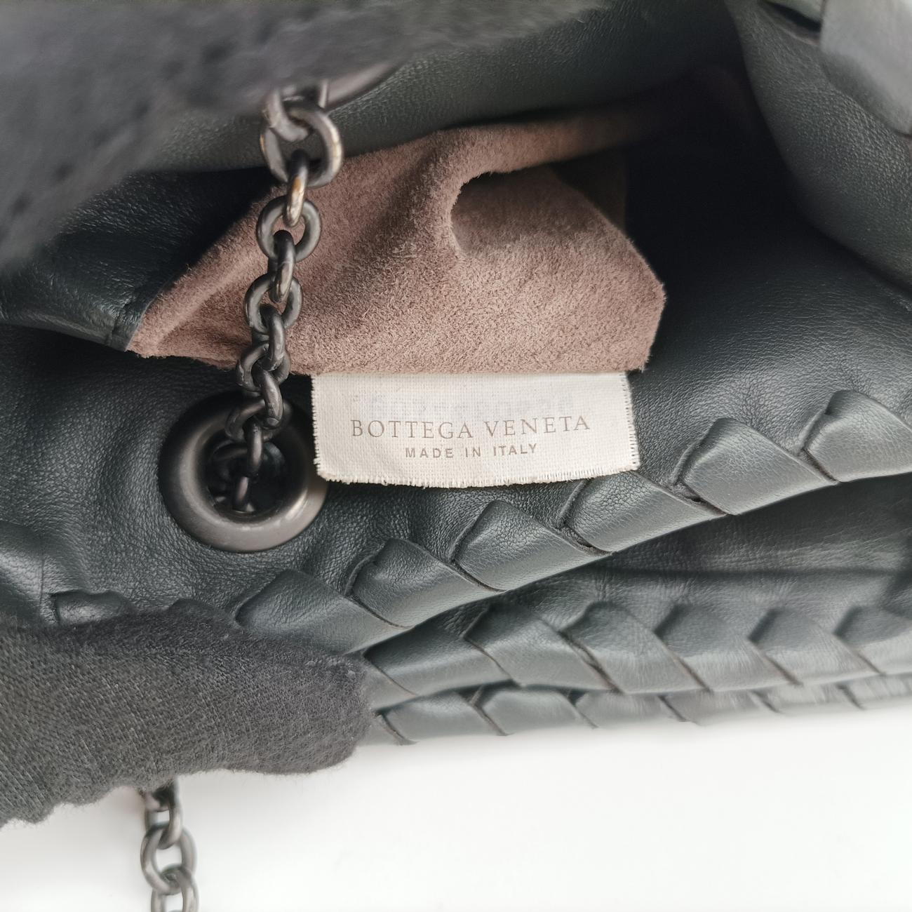 Duo Intrecciato Black lambskin B03448063Qデュオ イントレチャート ブラック ラムスキン B03448063Q