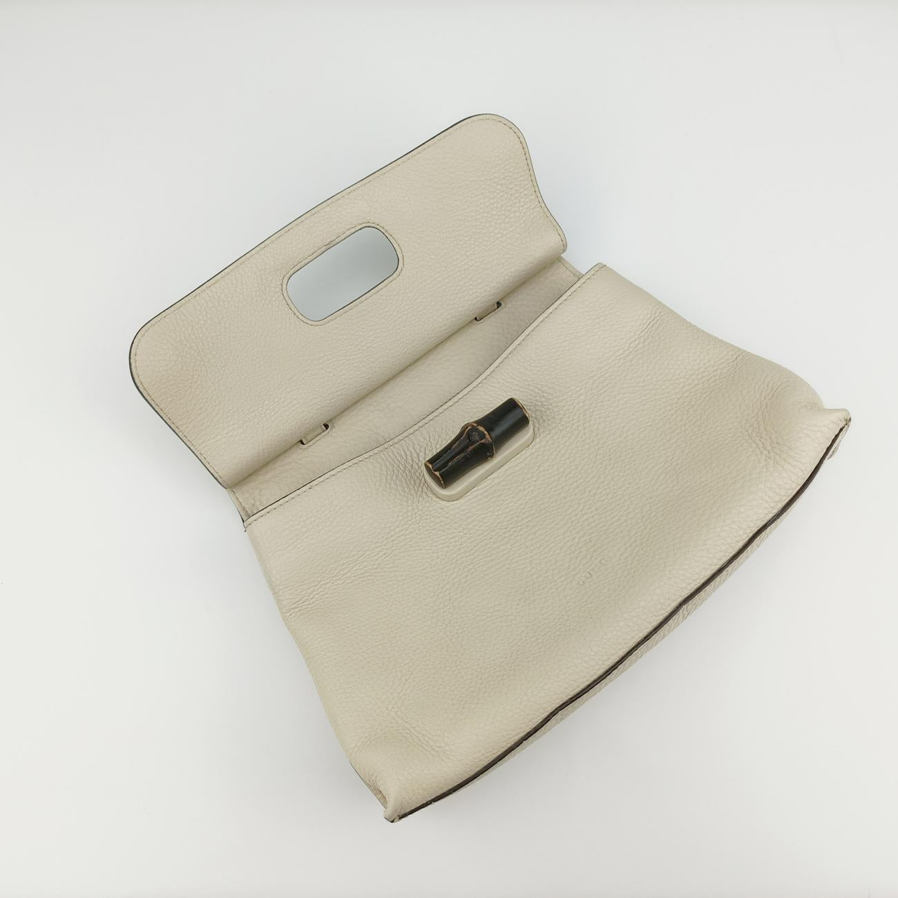 Bamboo Daily White Leather 370831 D017430055バンブーデイリー ホワイト レザー 370831 D017430055