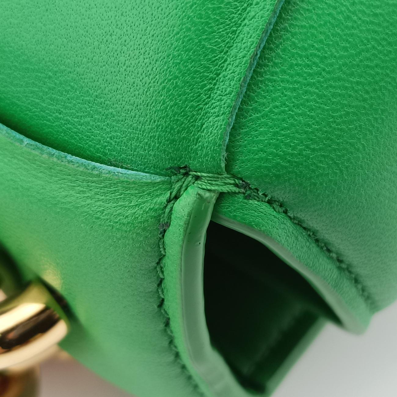 The Chain Cassette Green lambskin B09108320Pザ チェーン カセット グリーン ラムスキン B09108320P