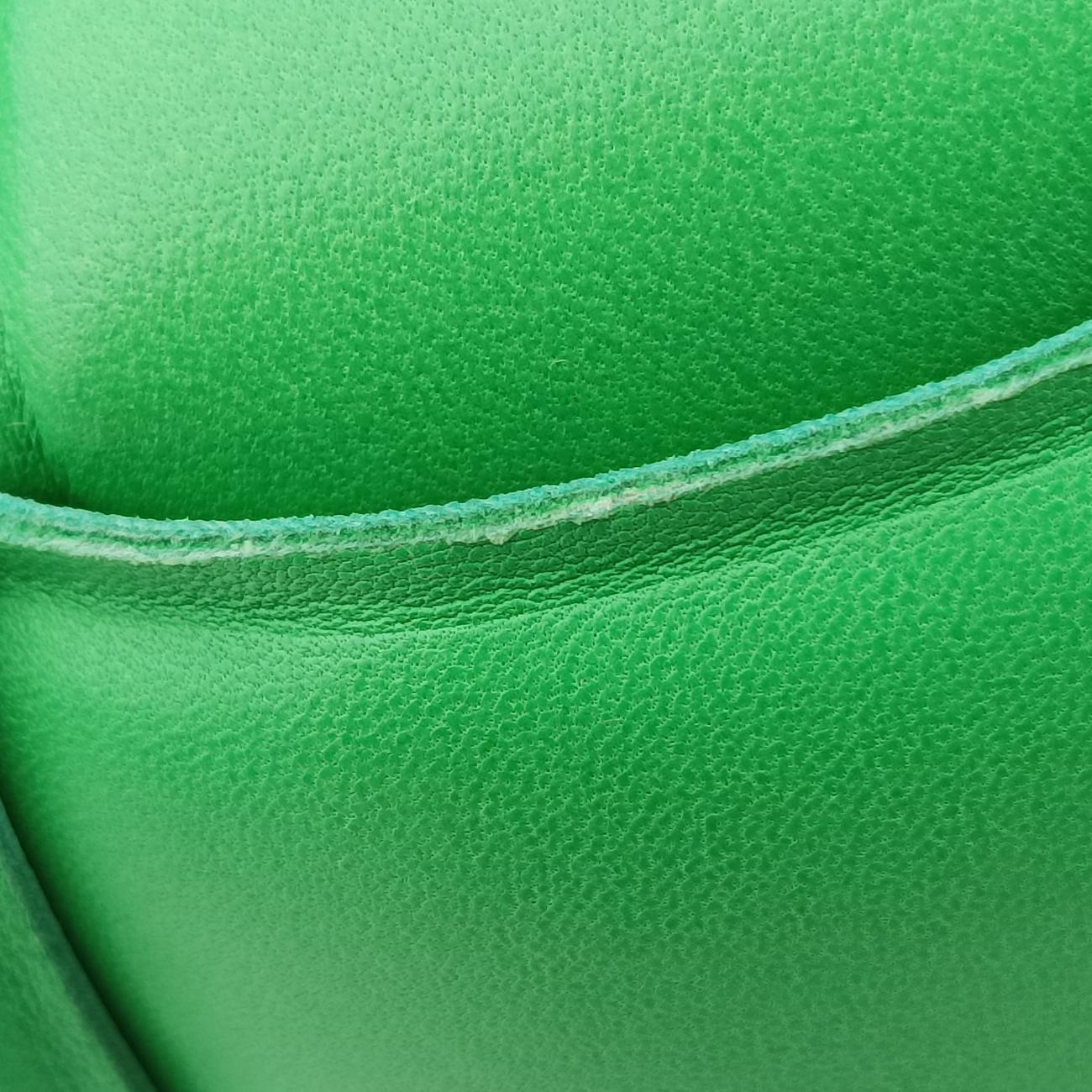 The Chain Cassette Green lambskin B09108320Pザ チェーン カセット グリーン ラムスキン B09108320P