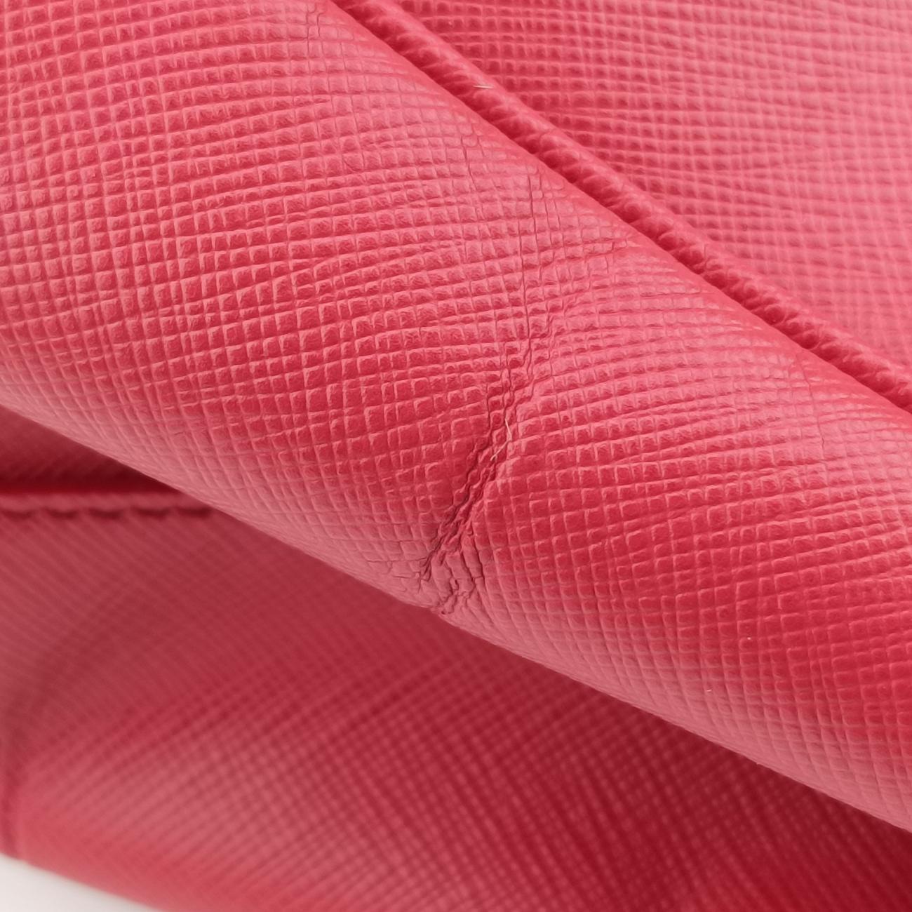 Vernice Parabole Red SAFFIANO　Leather 25ヴェルニス パラボレ レッド サフィアーノレザー 25