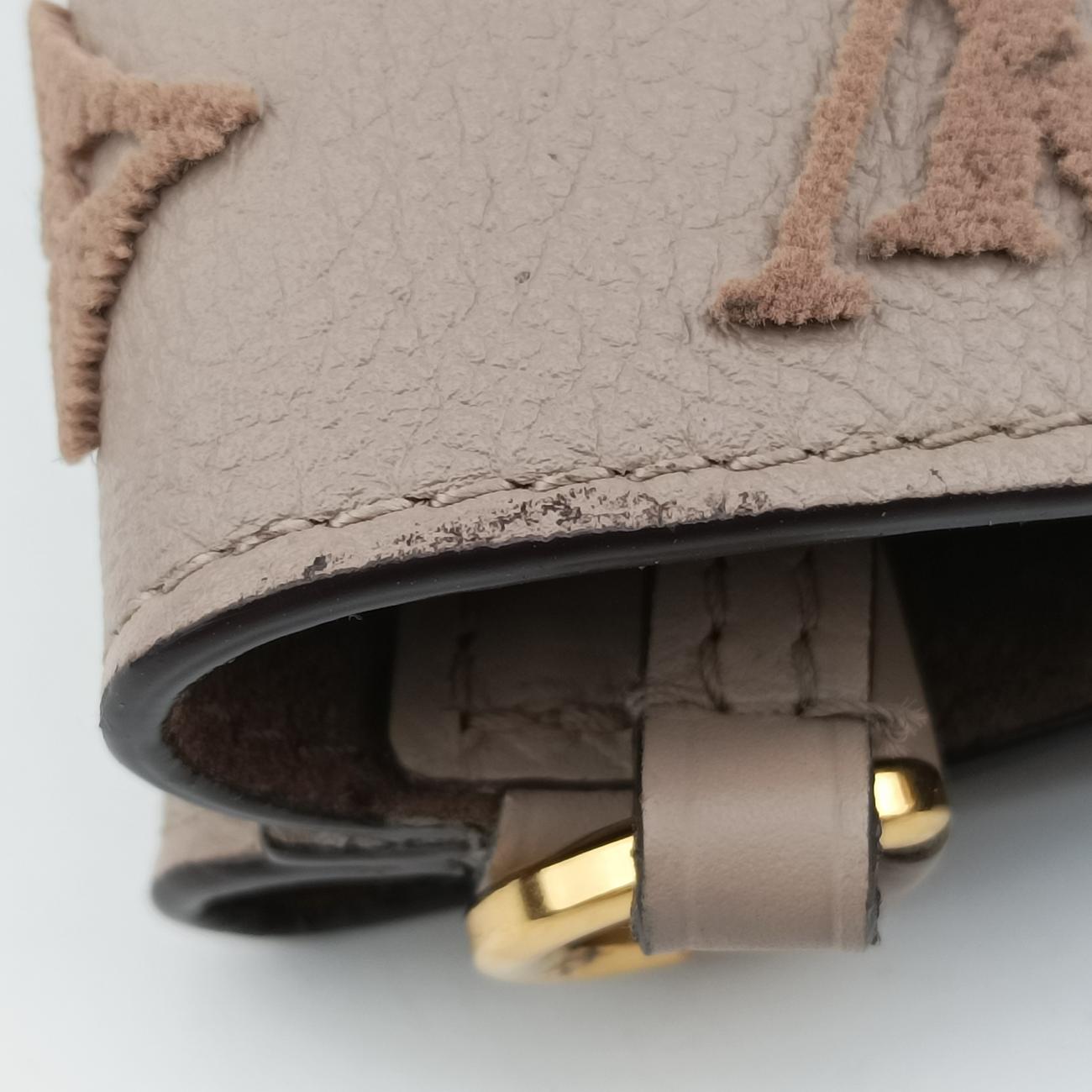 Tote W PM beige Vauxhall Cashmere Leather M94483 FL5113トートW PM ベージュ ヴォーカシミール レザー M94483 FL5113