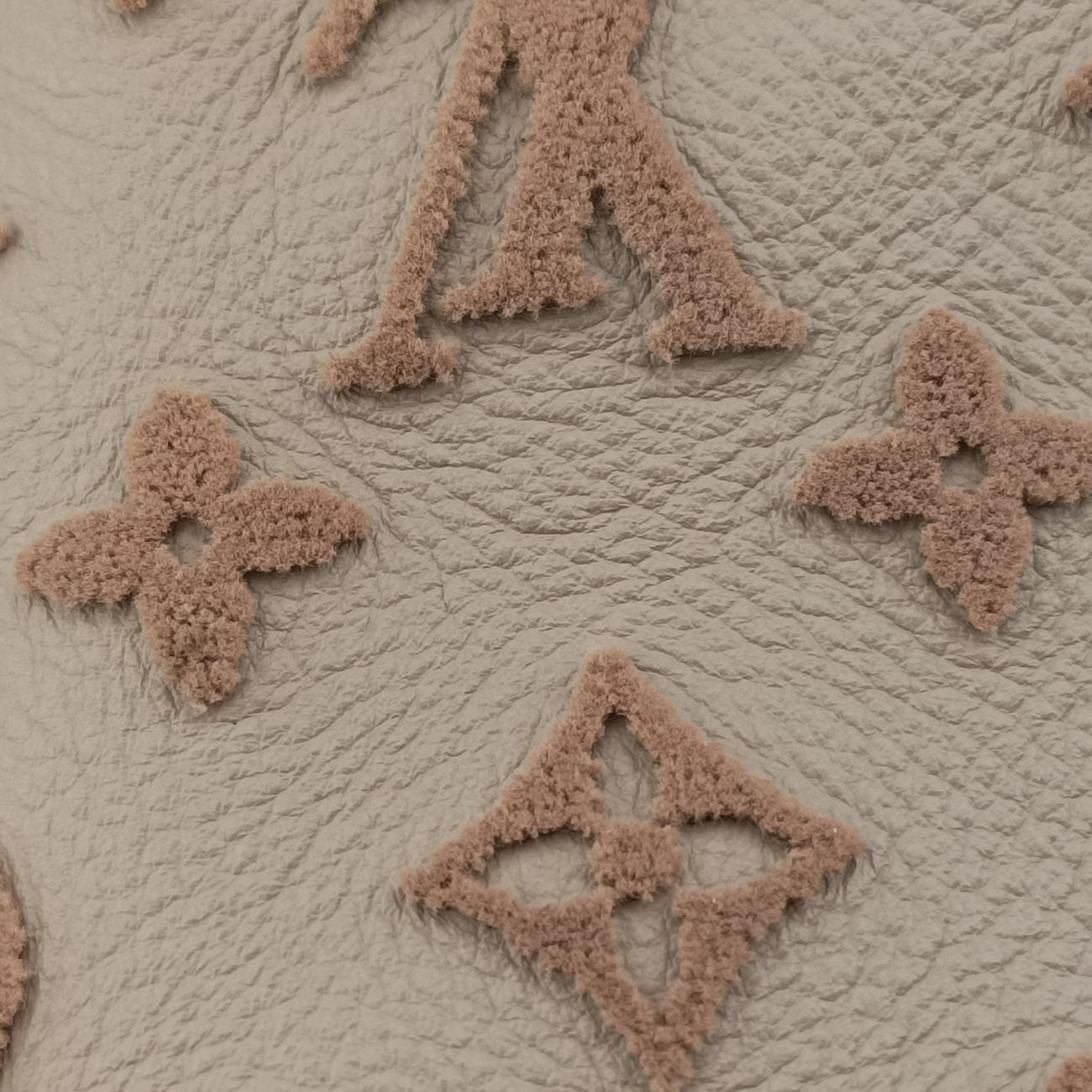 Tote W PM beige Vauxhall Cashmere Leather M94483 FL5113トートW PM ベージュ ヴォーカシミール レザー M94483 FL5113