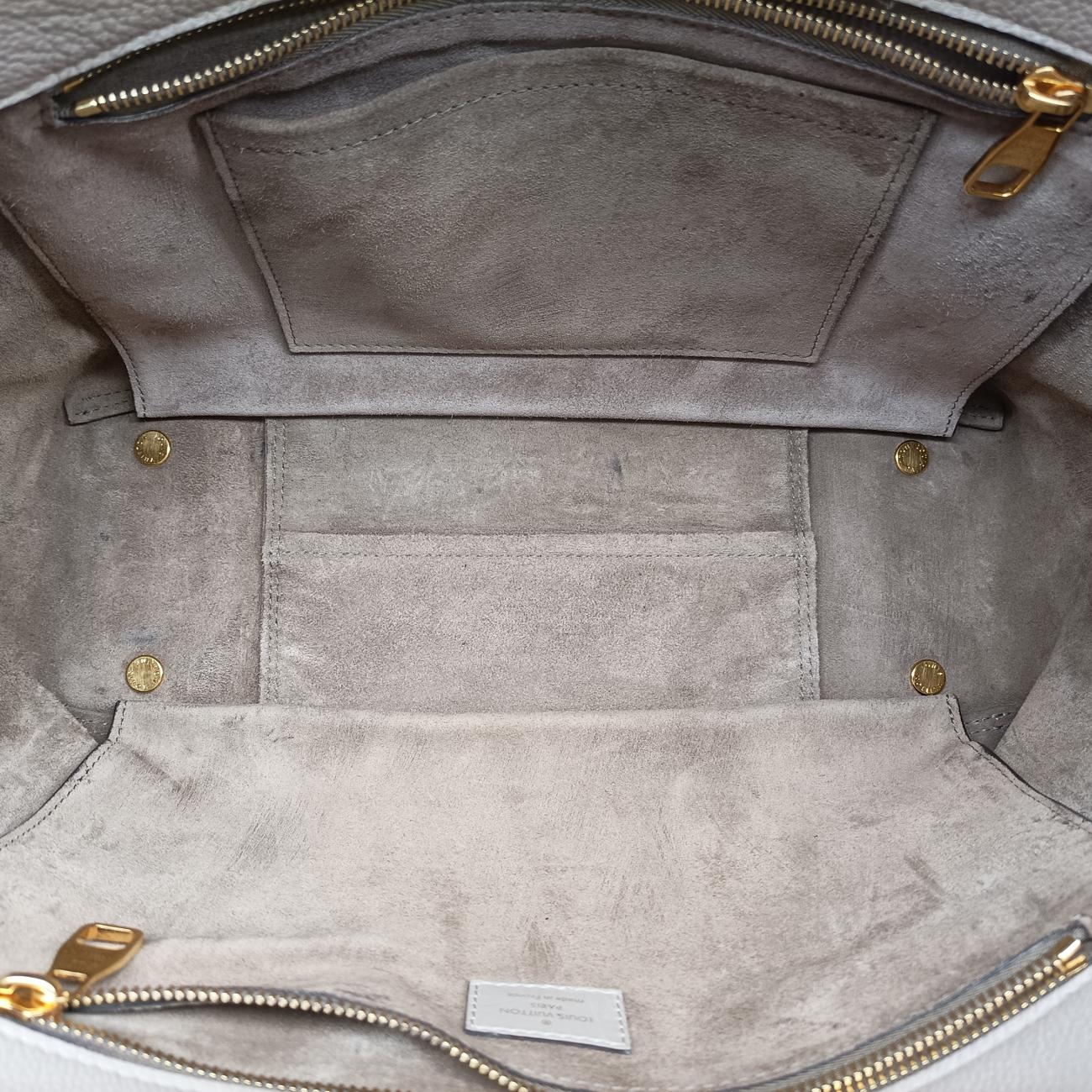 Tote W PM beige Vauxhall Cashmere Leather M94483 FL5113トートW PM ベージュ ヴォーカシミール レザー M94483 FL5113