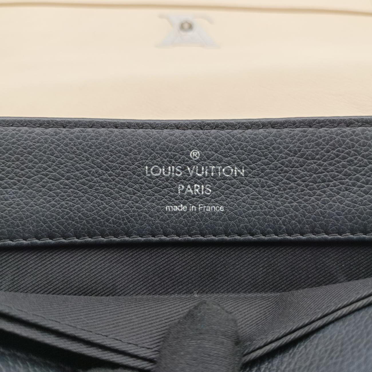 Lockme 2 Beige×Black Taurillon leather M50252 FL4136ロックミーII ベージュ×ブラック トリヨンレザー M50252 FL4136